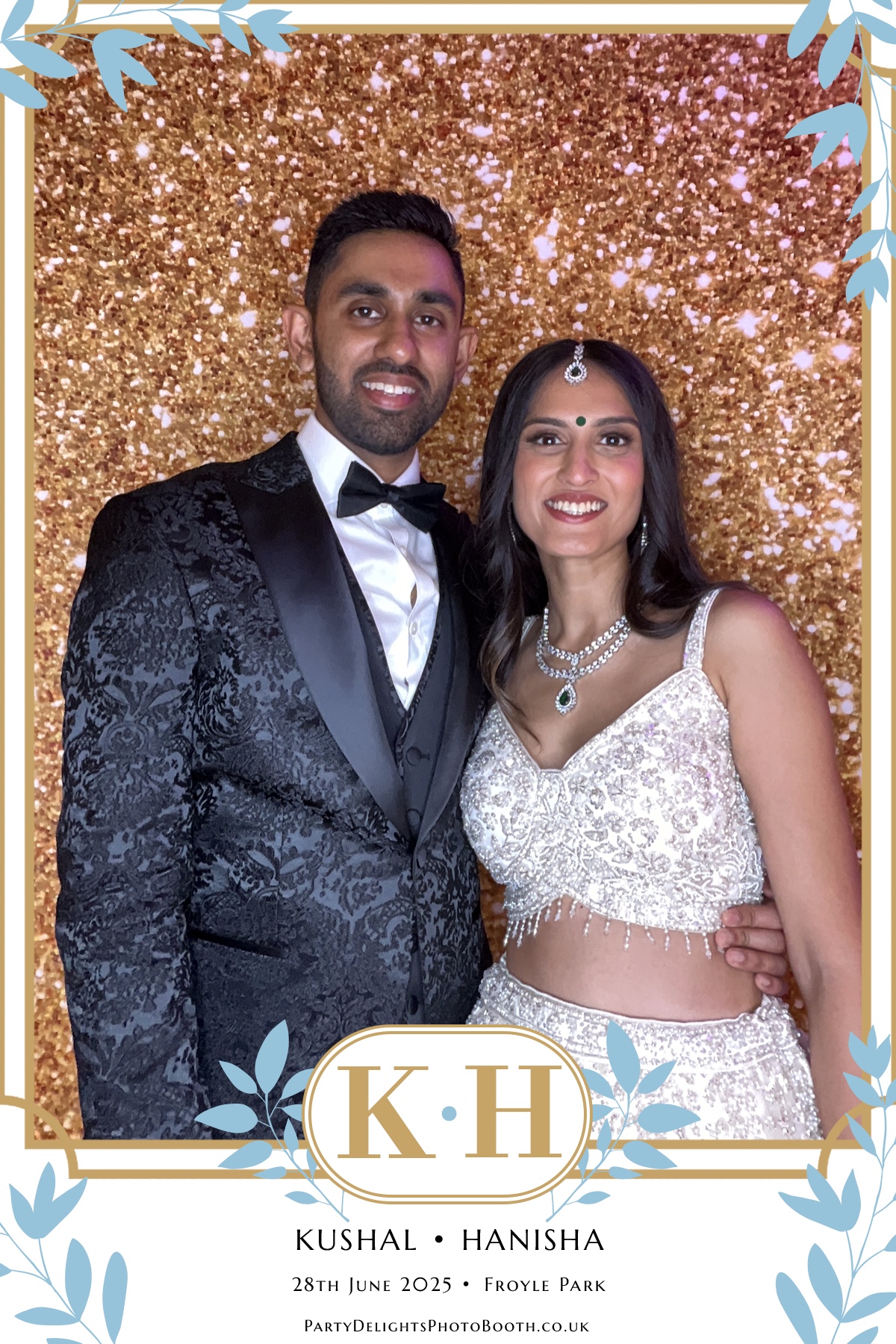 Kushal and Hanisha’s Wedding | View more photos from the event at gallery.partydelightsphotobooth.co.uk/u/PartyDelightsPhotoBooth/Kushal-and-Hanisha’s-Wedding