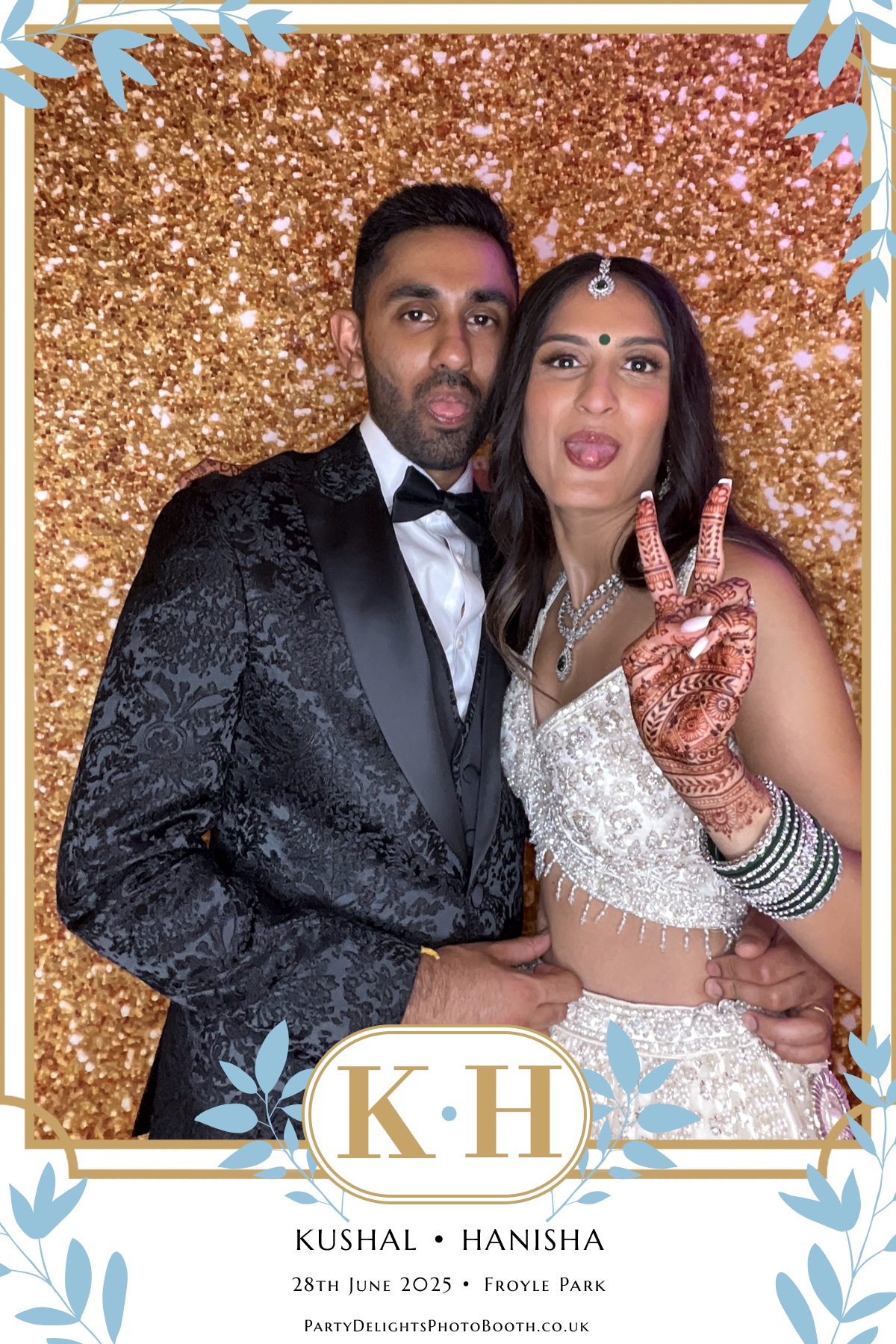 Kushal and Hanisha’s Wedding | View more photos from the event at gallery.partydelightsphotobooth.co.uk/u/PartyDelightsPhotoBooth/Kushal-and-Hanisha’s-Wedding