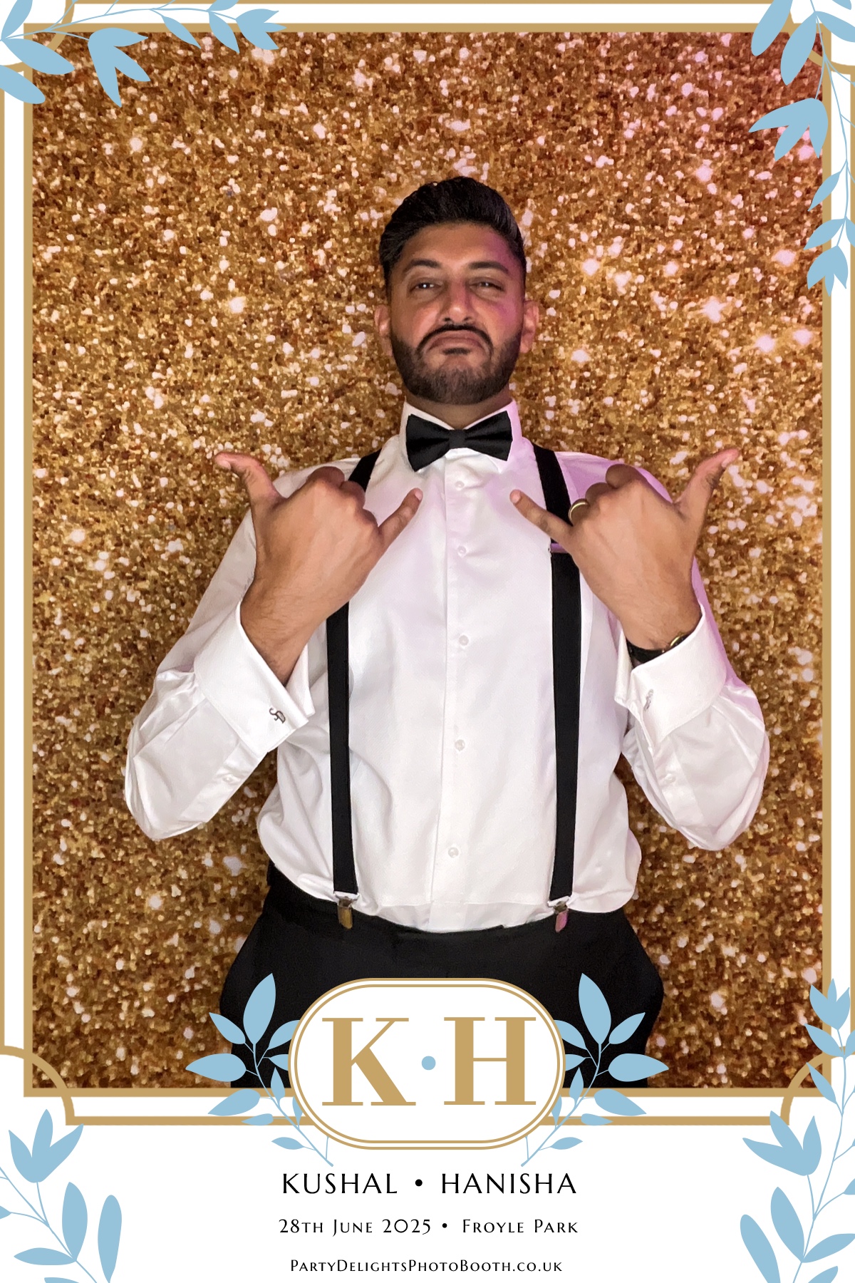 Kushal and Hanisha’s Wedding | View more photos from the event at gallery.partydelightsphotobooth.co.uk/u/PartyDelightsPhotoBooth/Kushal-and-Hanisha’s-Wedding