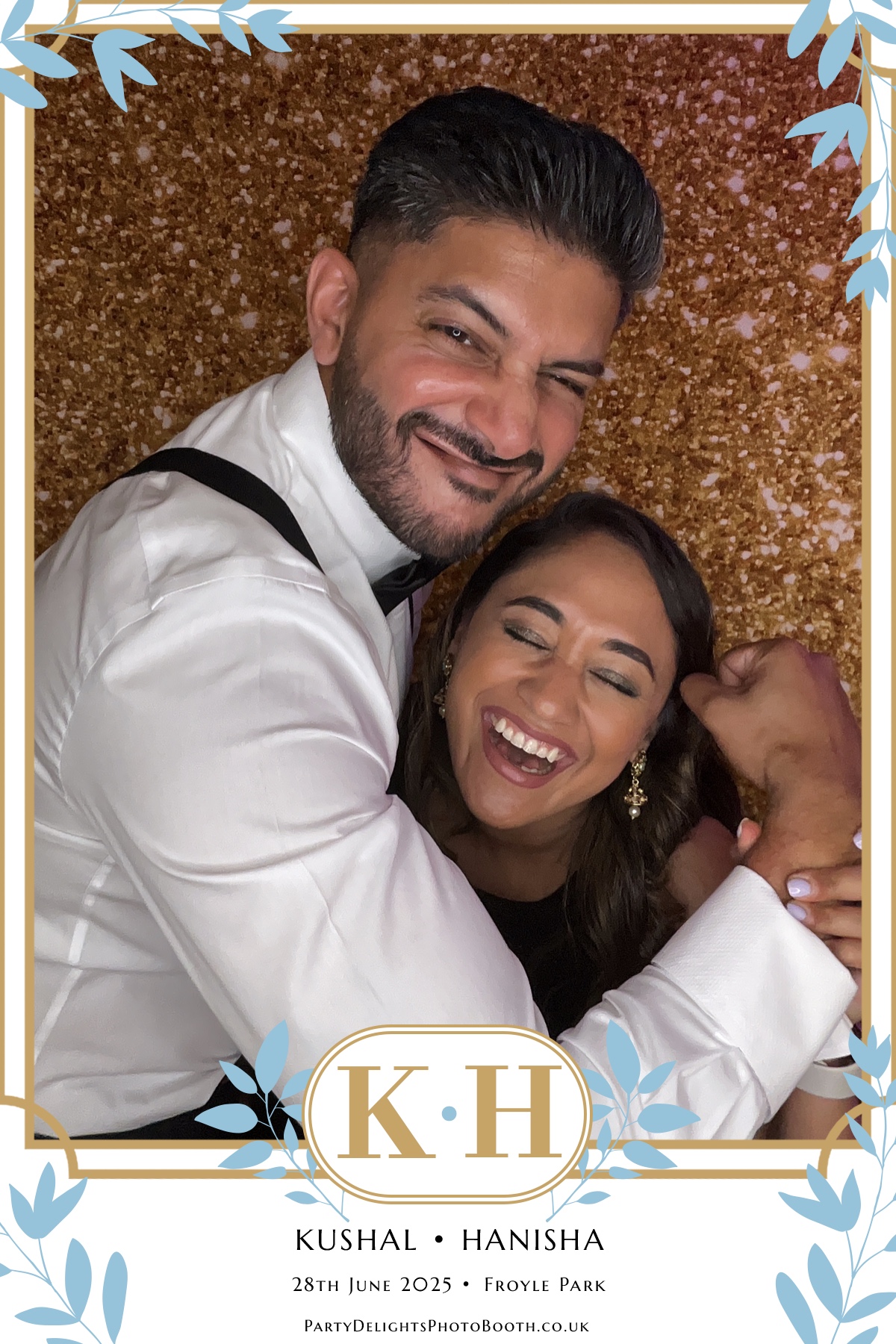 Kushal and Hanisha’s Wedding | View more photos from the event at gallery.partydelightsphotobooth.co.uk/u/PartyDelightsPhotoBooth/Kushal-and-Hanisha’s-Wedding