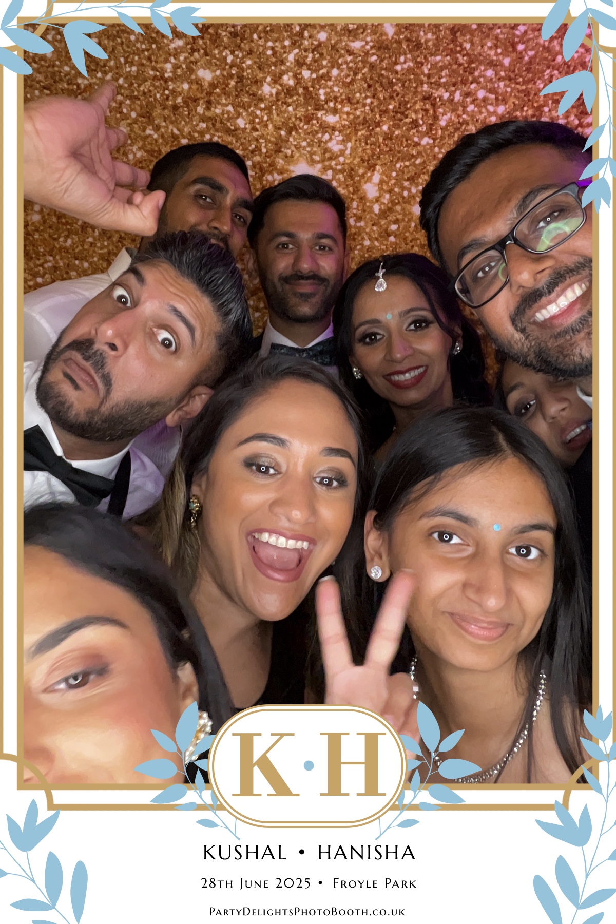 Kushal and Hanisha’s Wedding | View more photos from the event at gallery.partydelightsphotobooth.co.uk/u/PartyDelightsPhotoBooth/Kushal-and-Hanisha’s-Wedding