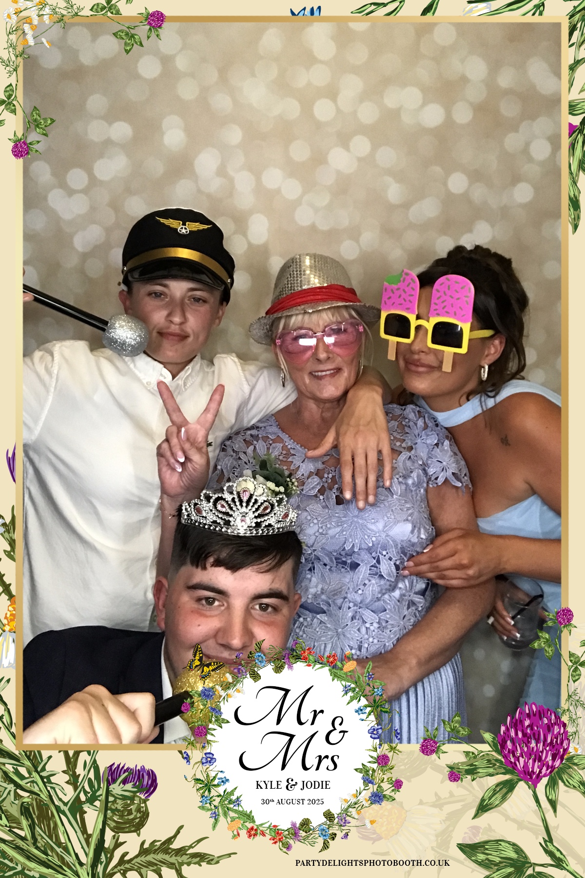 Kyle and Jodies Wedding | View more photos from the event at gallery.partydelightsphotobooth.co.uk/u/PartyDelightsPhotoBooth/Kyle-and-Jodies-Wedding
