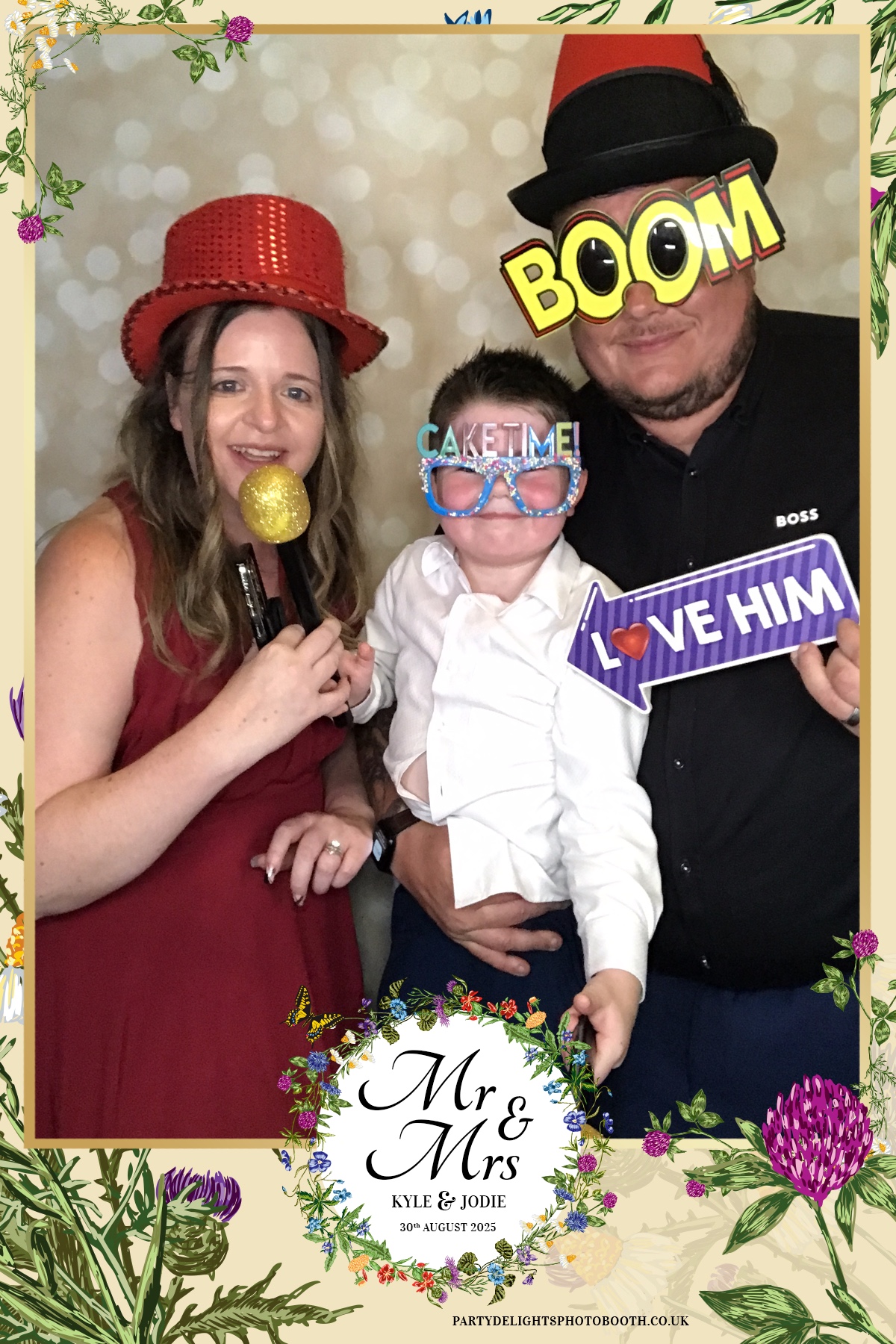 Kyle and Jodies Wedding | View more photos from the event at gallery.partydelightsphotobooth.co.uk/u/PartyDelightsPhotoBooth/Kyle-and-Jodies-Wedding