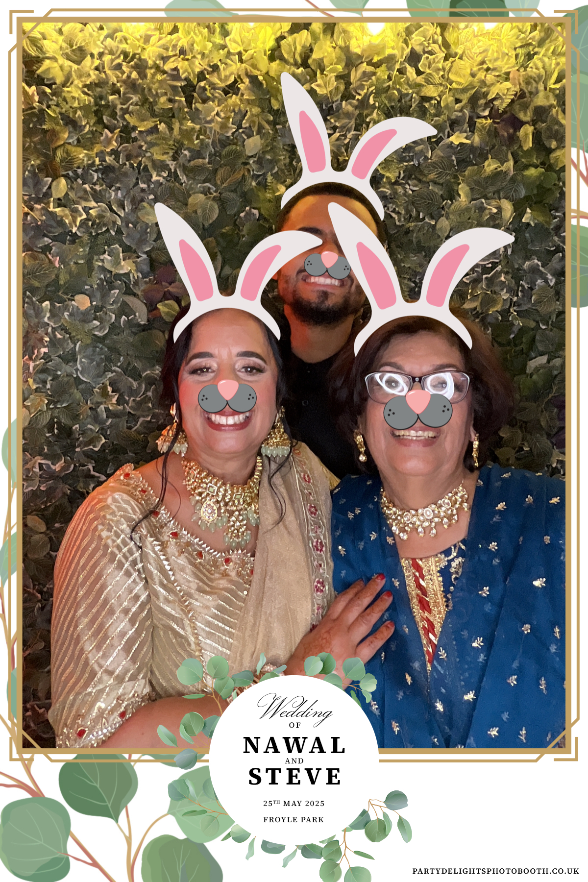 Nawal and Steve’s wedding | View more photos from the event at gallery.partydelightsphotobooth.co.uk/u/PartyDelightsPhotoBooth/Nawal-and-Steve’s-wedding