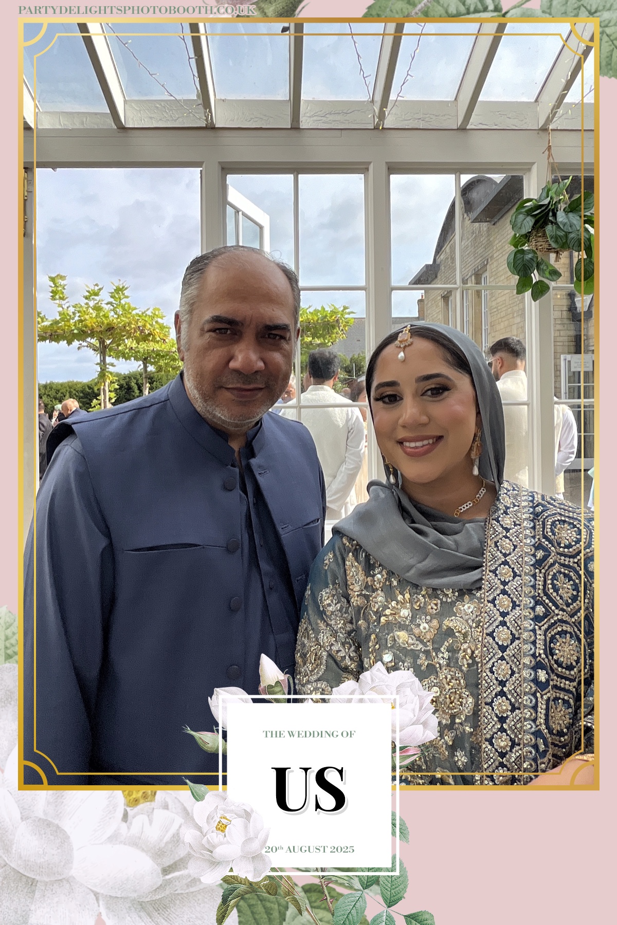 Safa & Usma Wedding | View more photos from the event at gallery.partydelightsphotobooth.co.uk/u/PartyDelightsPhotoBooth/Safa-Usma-Wedding