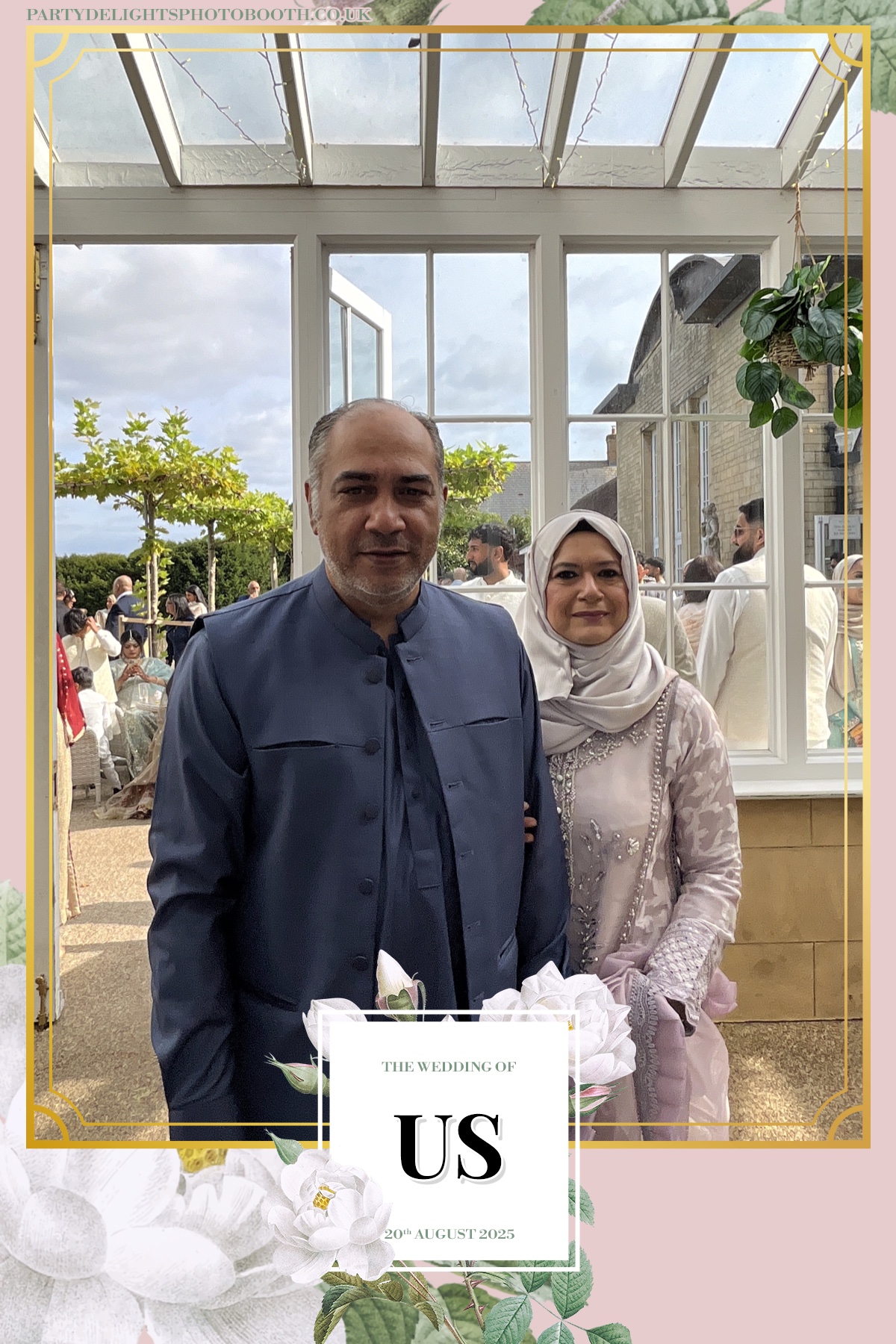 Safa & Usma Wedding | View more photos from the event at gallery.partydelightsphotobooth.co.uk/u/PartyDelightsPhotoBooth/Safa-Usma-Wedding