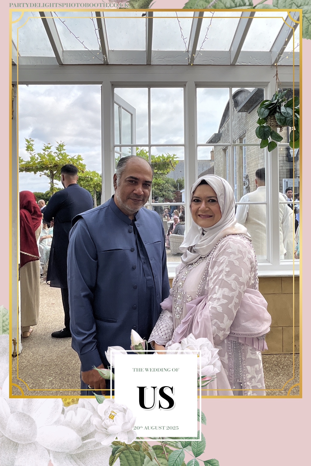 Safa & Usma Wedding | View more photos from the event at gallery.partydelightsphotobooth.co.uk/u/PartyDelightsPhotoBooth/Safa-Usma-Wedding