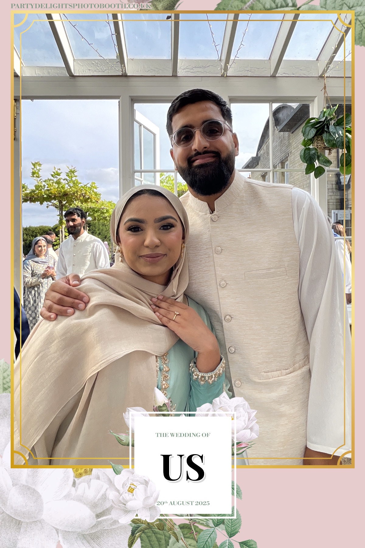 Safa & Usma Wedding | View more photos from the event at gallery.partydelightsphotobooth.co.uk/u/PartyDelightsPhotoBooth/Safa-Usma-Wedding