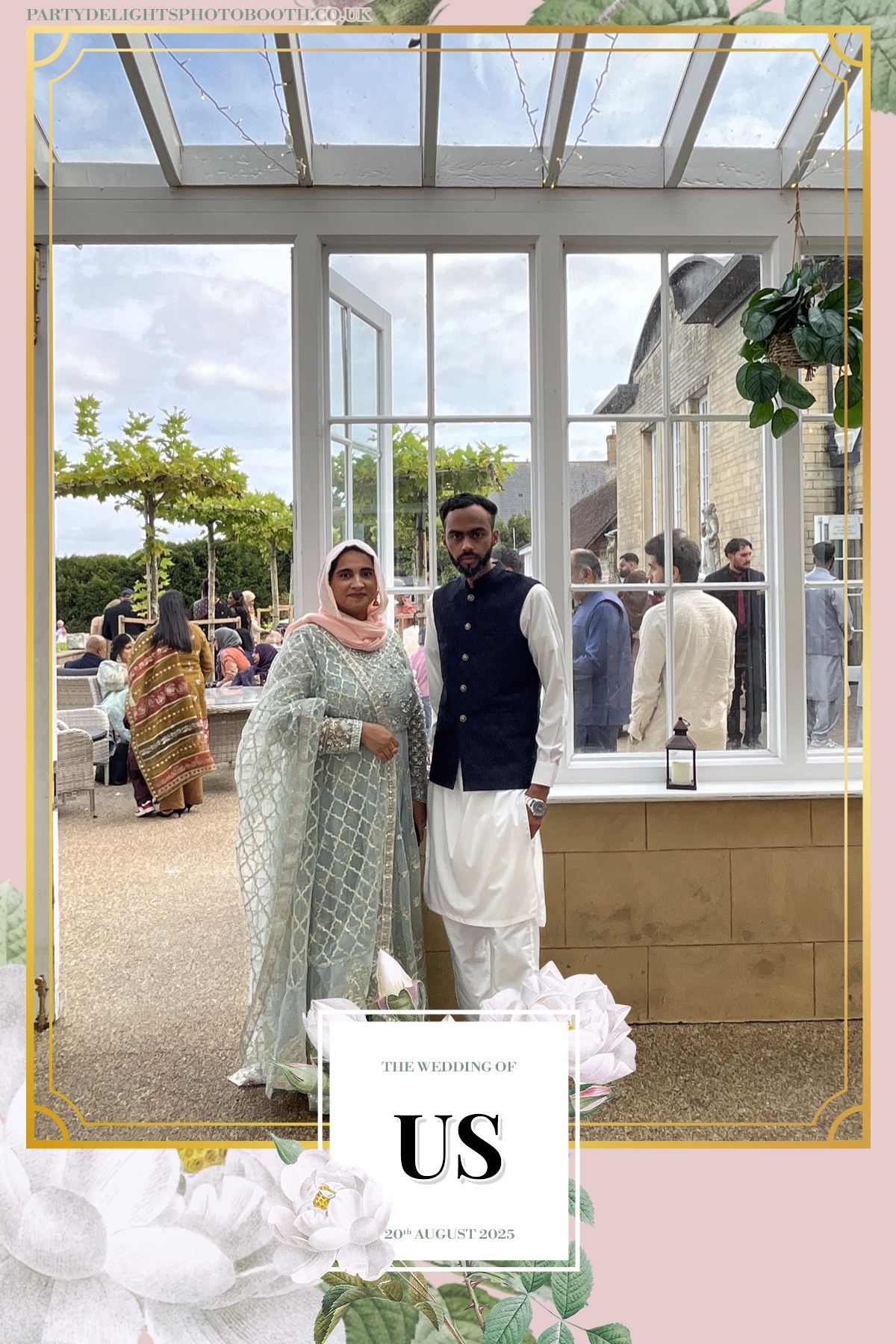 Safa & Usma Wedding | View more photos from the event at gallery.partydelightsphotobooth.co.uk/u/PartyDelightsPhotoBooth/Safa-Usma-Wedding