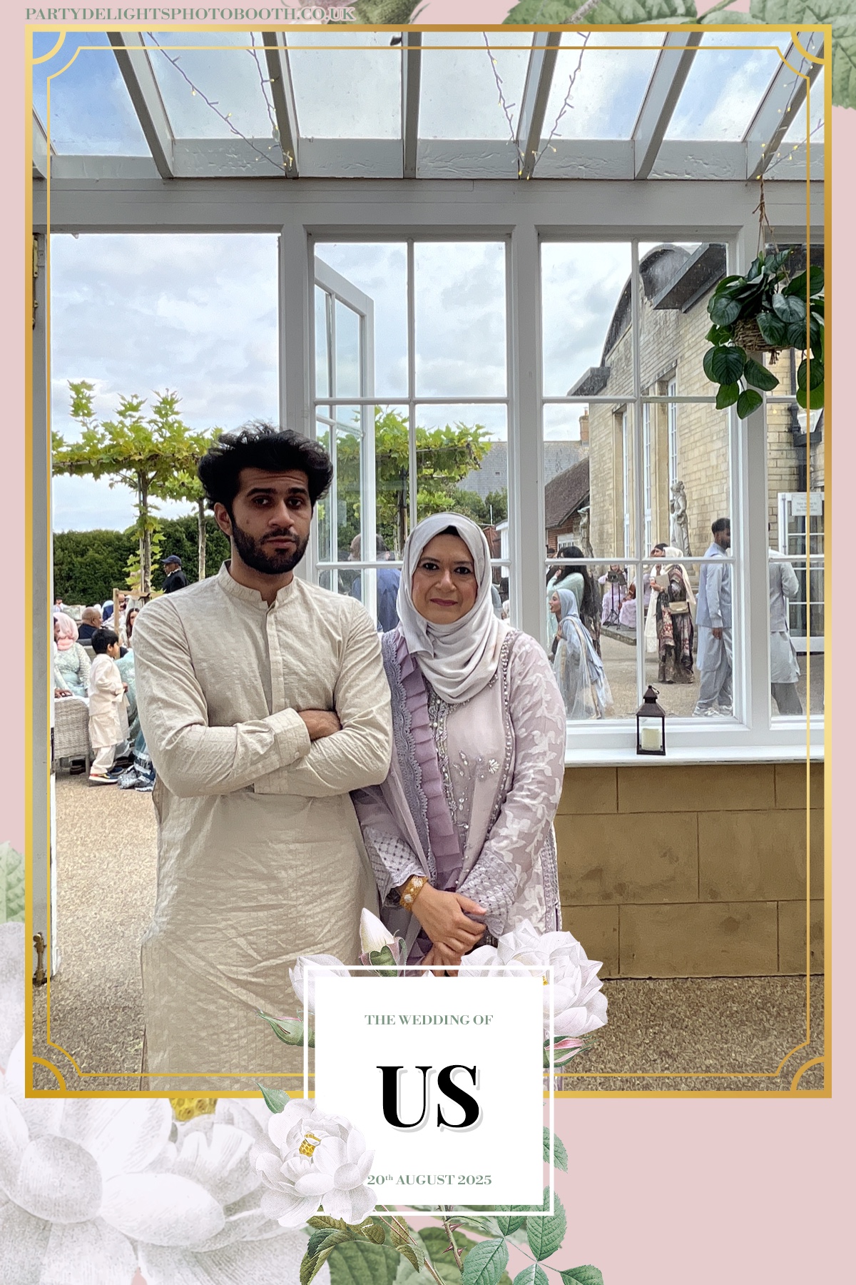 Safa & Usma Wedding | View more photos from the event at gallery.partydelightsphotobooth.co.uk/u/PartyDelightsPhotoBooth/Safa-Usma-Wedding