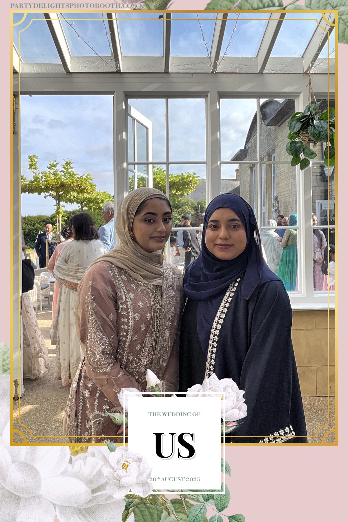 Safa & Usma Wedding | View more photos from the event at gallery.partydelightsphotobooth.co.uk/u/PartyDelightsPhotoBooth/Safa-Usma-Wedding