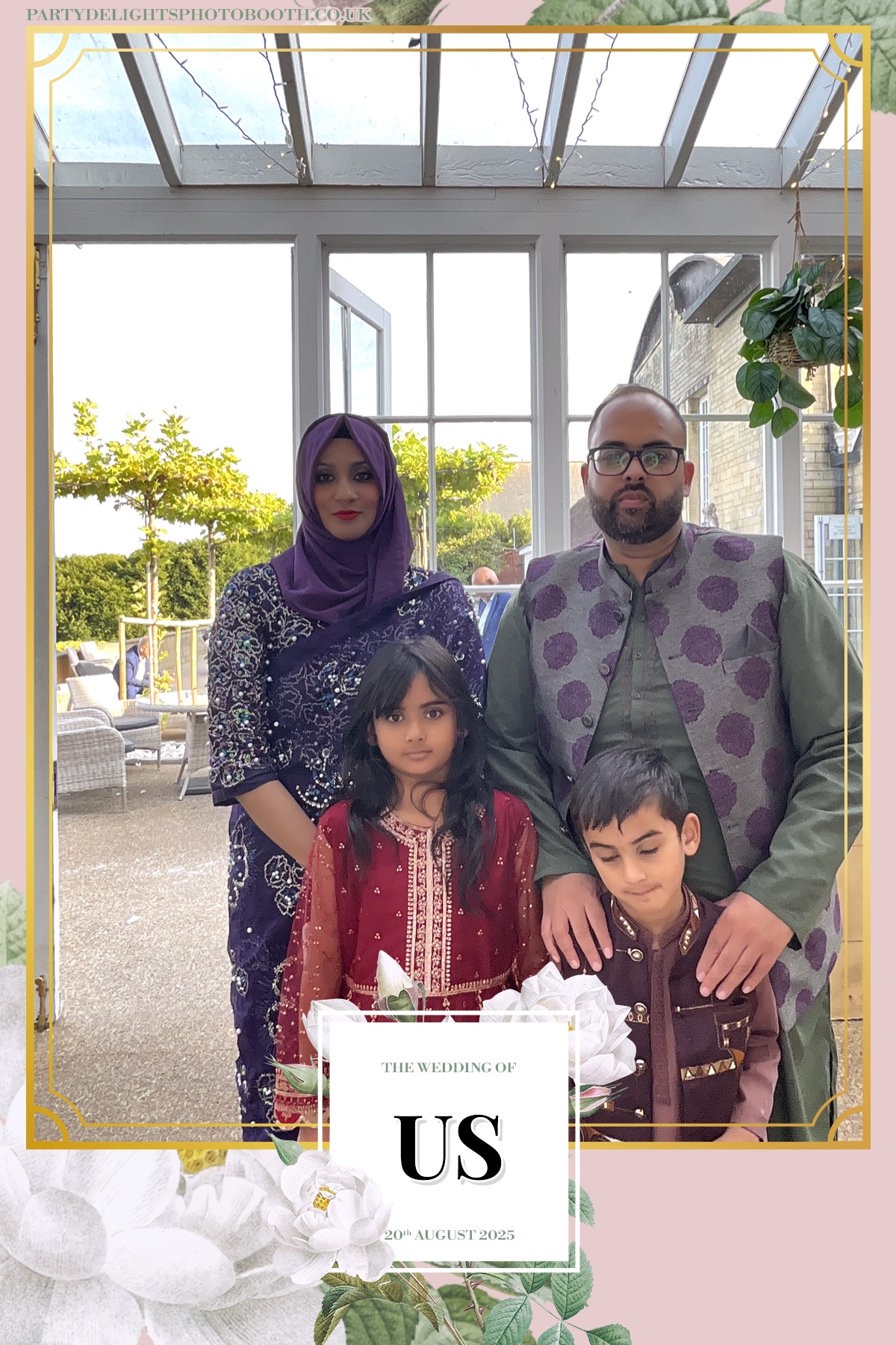 Safa & Usma Wedding | View more photos from the event at gallery.partydelightsphotobooth.co.uk/u/PartyDelightsPhotoBooth/Safa-Usma-Wedding