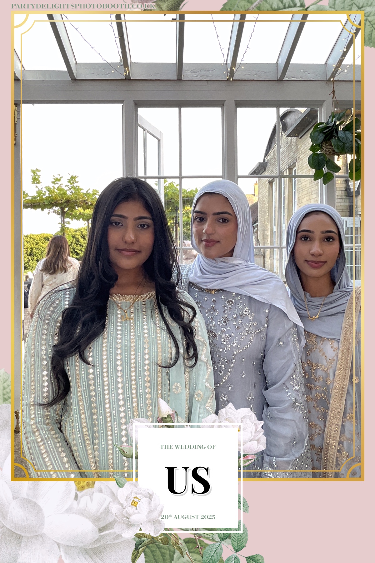 Safa & Usma Wedding | View more photos from the event at gallery.partydelightsphotobooth.co.uk/u/PartyDelightsPhotoBooth/Safa-Usma-Wedding