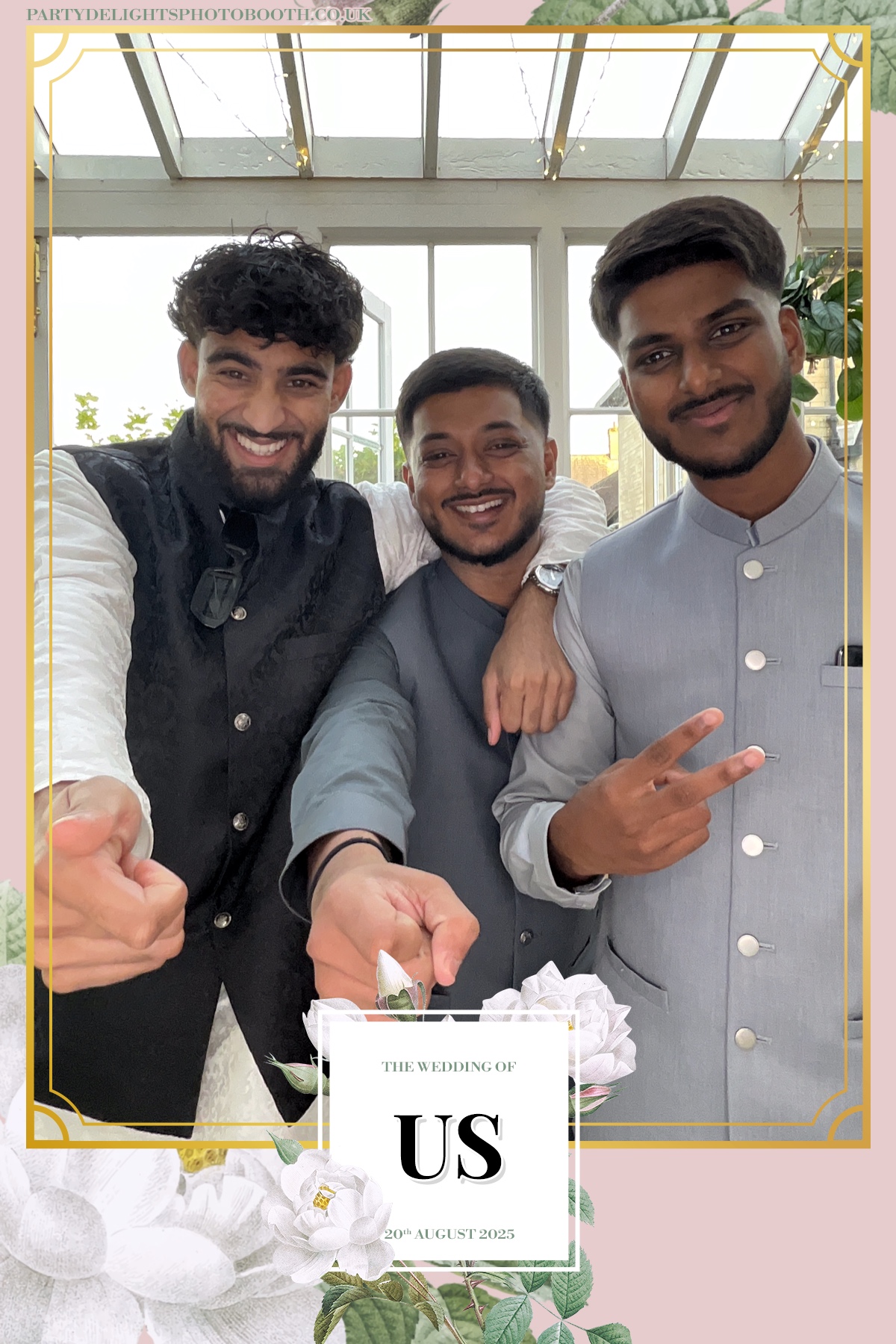 Safa & Usma Wedding | View more photos from the event at gallery.partydelightsphotobooth.co.uk/u/PartyDelightsPhotoBooth/Safa-Usma-Wedding
