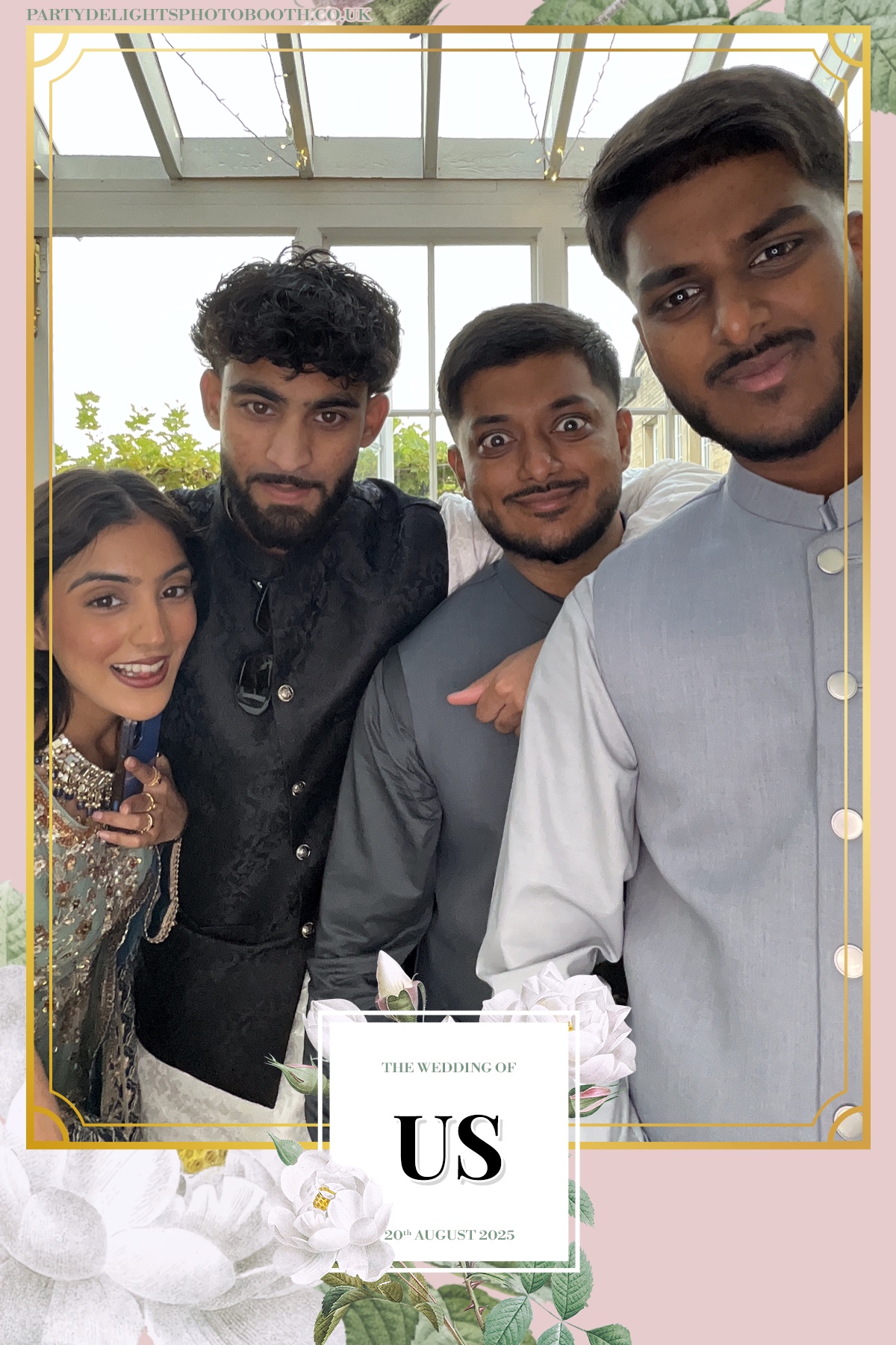 Safa & Usma Wedding | View more photos from the event at gallery.partydelightsphotobooth.co.uk/u/PartyDelightsPhotoBooth/Safa-Usma-Wedding