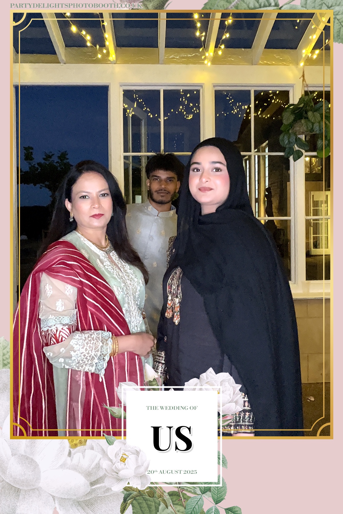 Safa & Usma Wedding | View more photos from the event at gallery.partydelightsphotobooth.co.uk/u/PartyDelightsPhotoBooth/Safa-Usma-Wedding