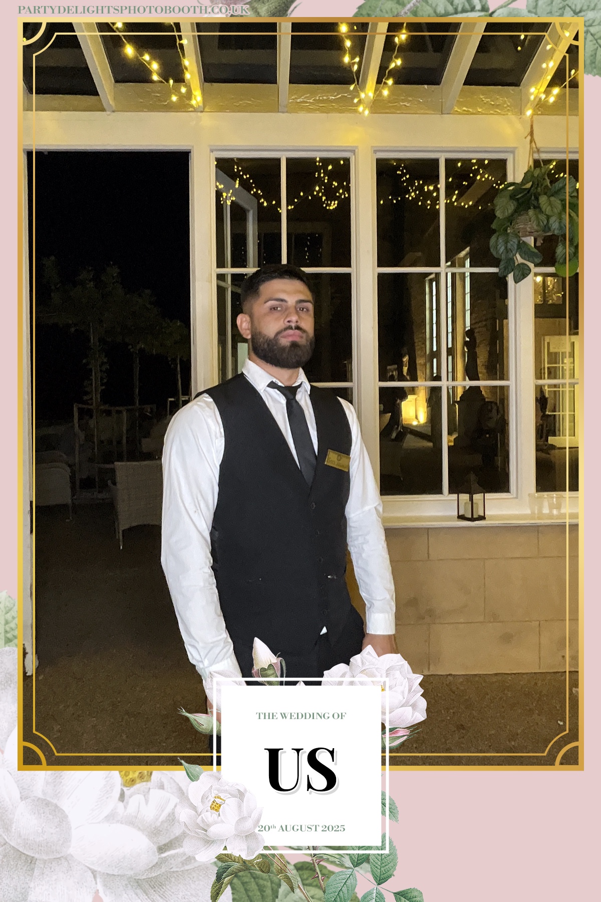Safa & Usma Wedding | View more photos from the event at gallery.partydelightsphotobooth.co.uk/u/PartyDelightsPhotoBooth/Safa-Usma-Wedding