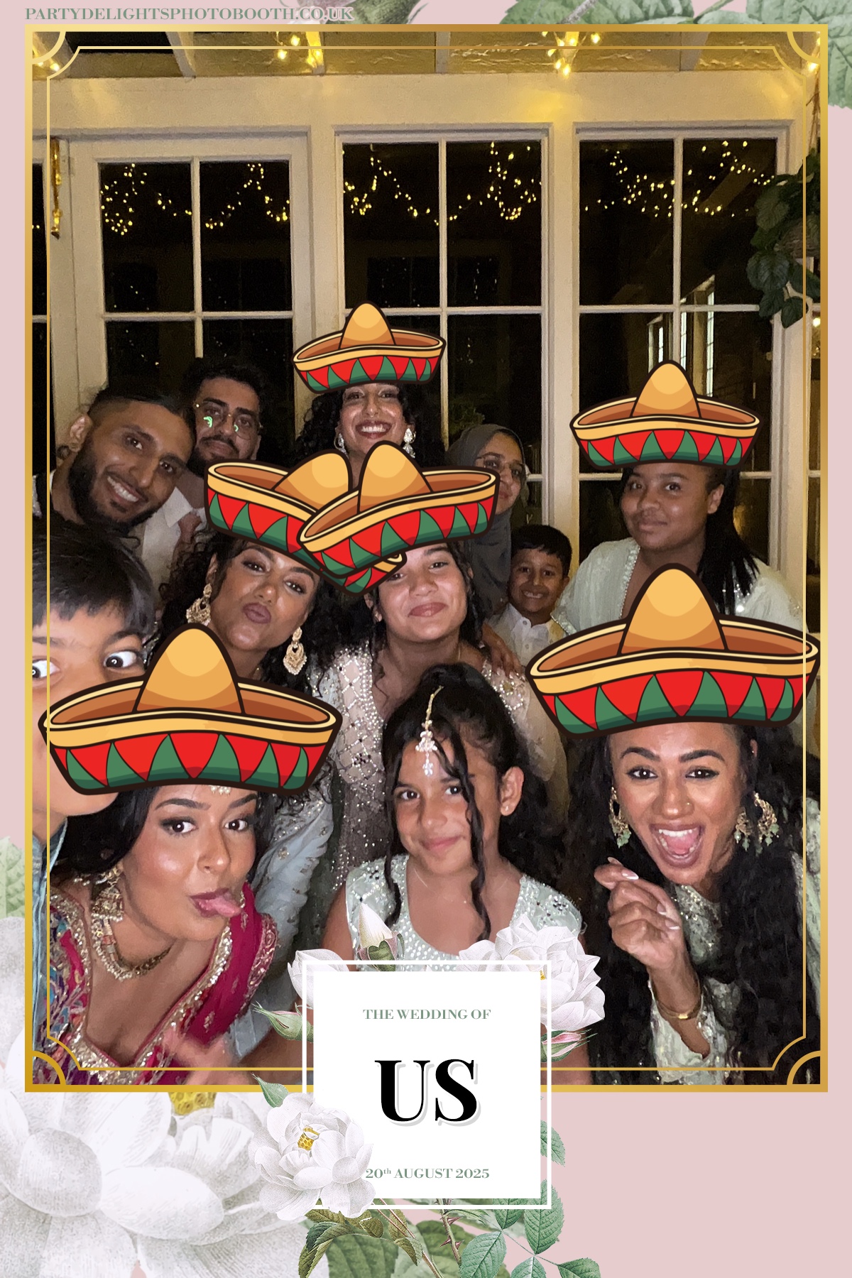 Safa & Usma Wedding | View more photos from the event at gallery.partydelightsphotobooth.co.uk/u/PartyDelightsPhotoBooth/Safa-Usma-Wedding