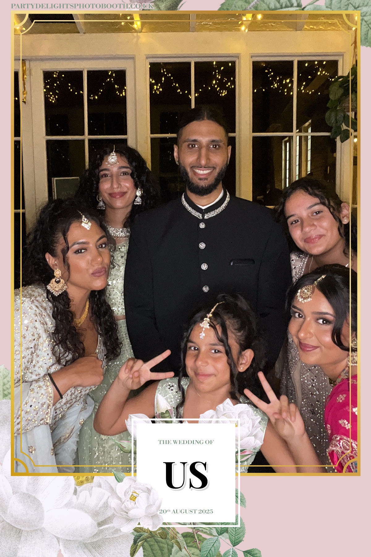 Safa & Usma Wedding | View more photos from the event at gallery.partydelightsphotobooth.co.uk/u/PartyDelightsPhotoBooth/Safa-Usma-Wedding