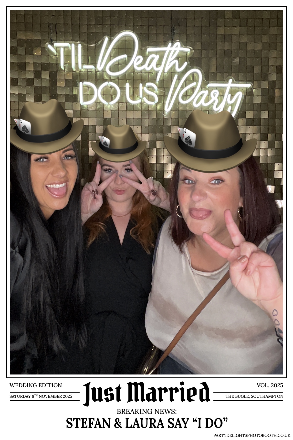 Stefan & Laura's Wedding Reception | View more photos from the event at gallery.partydelightsphotobooth.co.uk/u/PartyDelightsPhotoBooth/Stefan-Lauras-Wedding-Reception