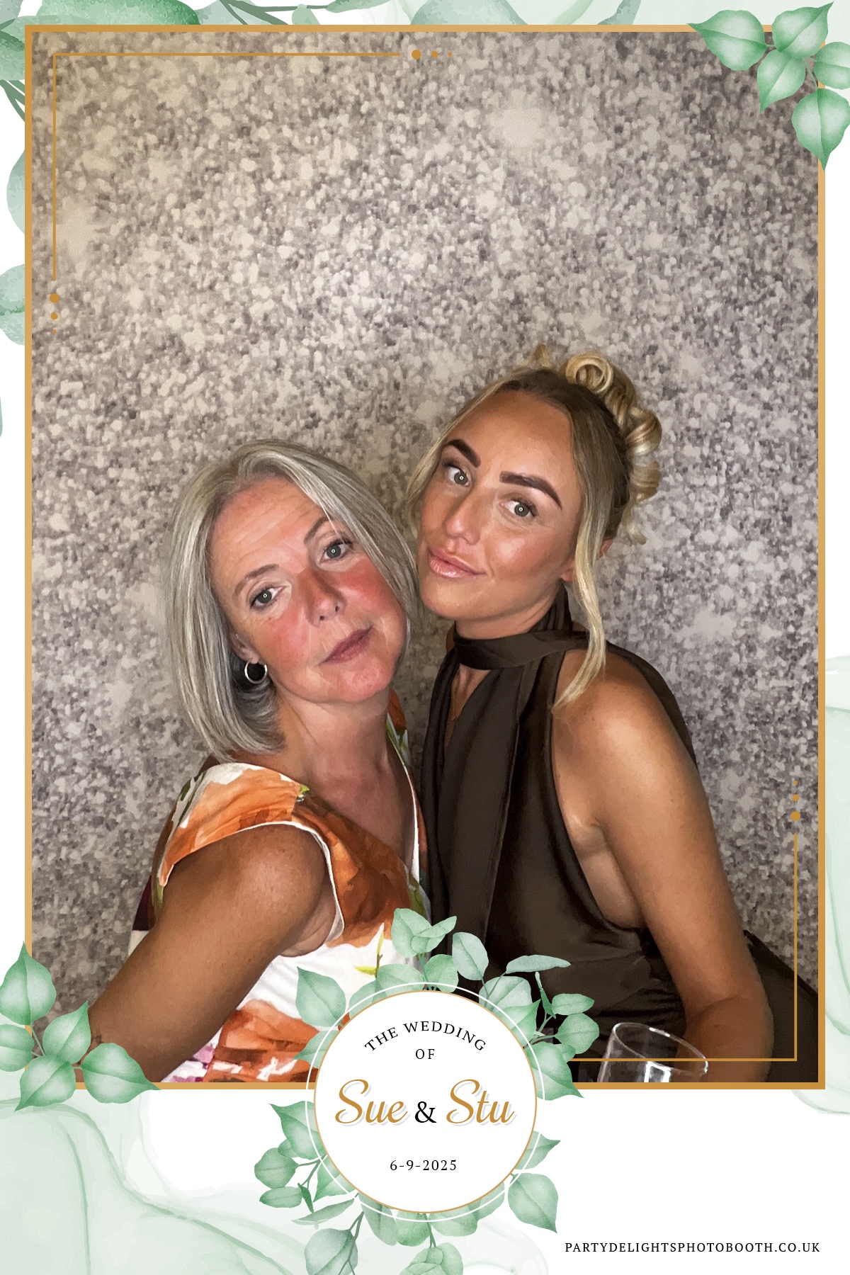 Sue and Stu’s Wedding | View more photos from the event at gallery.partydelightsphotobooth.co.uk/u/PartyDelightsPhotoBooth/Sue-and-Stu’s-Wedding