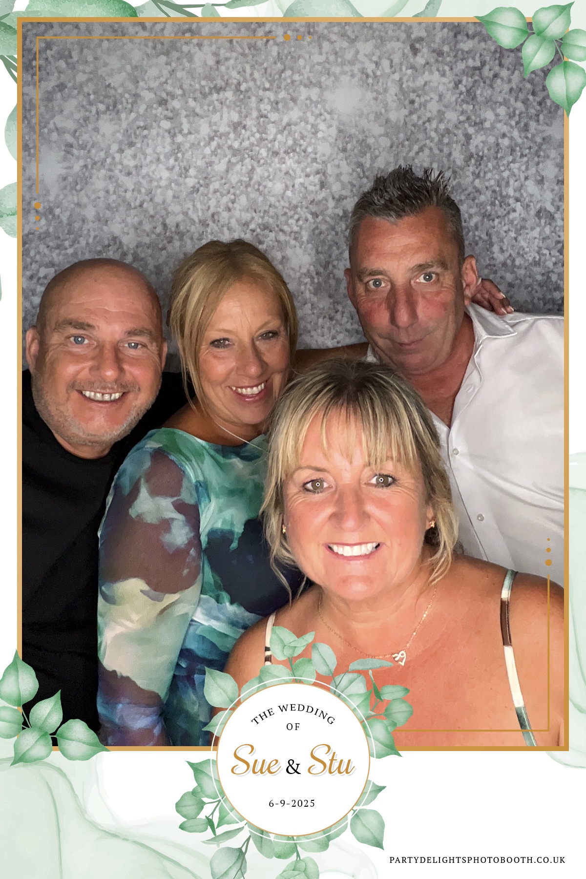 Sue and Stu’s Wedding | View more photos from the event at gallery.partydelightsphotobooth.co.uk/u/PartyDelightsPhotoBooth/Sue-and-Stu’s-Wedding
