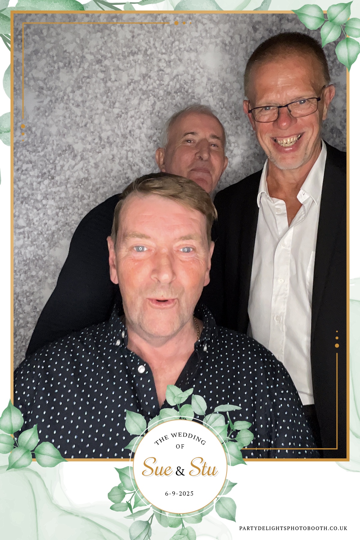 Sue and Stu’s Wedding | View more photos from the event at gallery.partydelightsphotobooth.co.uk/u/PartyDelightsPhotoBooth/Sue-and-Stu’s-Wedding