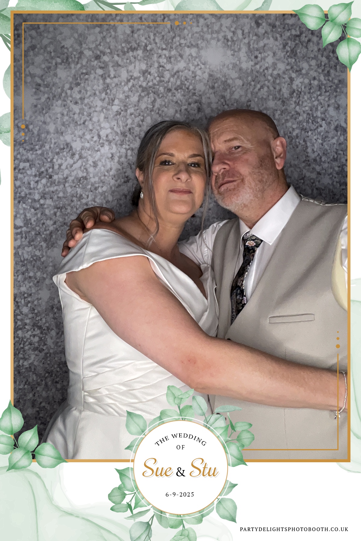 Sue and Stu’s Wedding | View more photos from the event at gallery.partydelightsphotobooth.co.uk/u/PartyDelightsPhotoBooth/Sue-and-Stu’s-Wedding