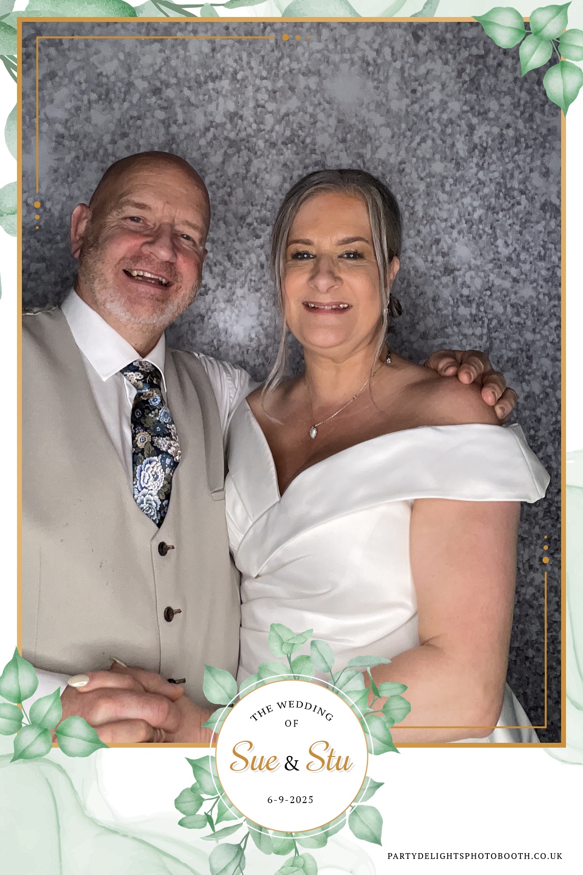Sue and Stu’s Wedding | View more photos from the event at gallery.partydelightsphotobooth.co.uk/u/PartyDelightsPhotoBooth/Sue-and-Stu’s-Wedding