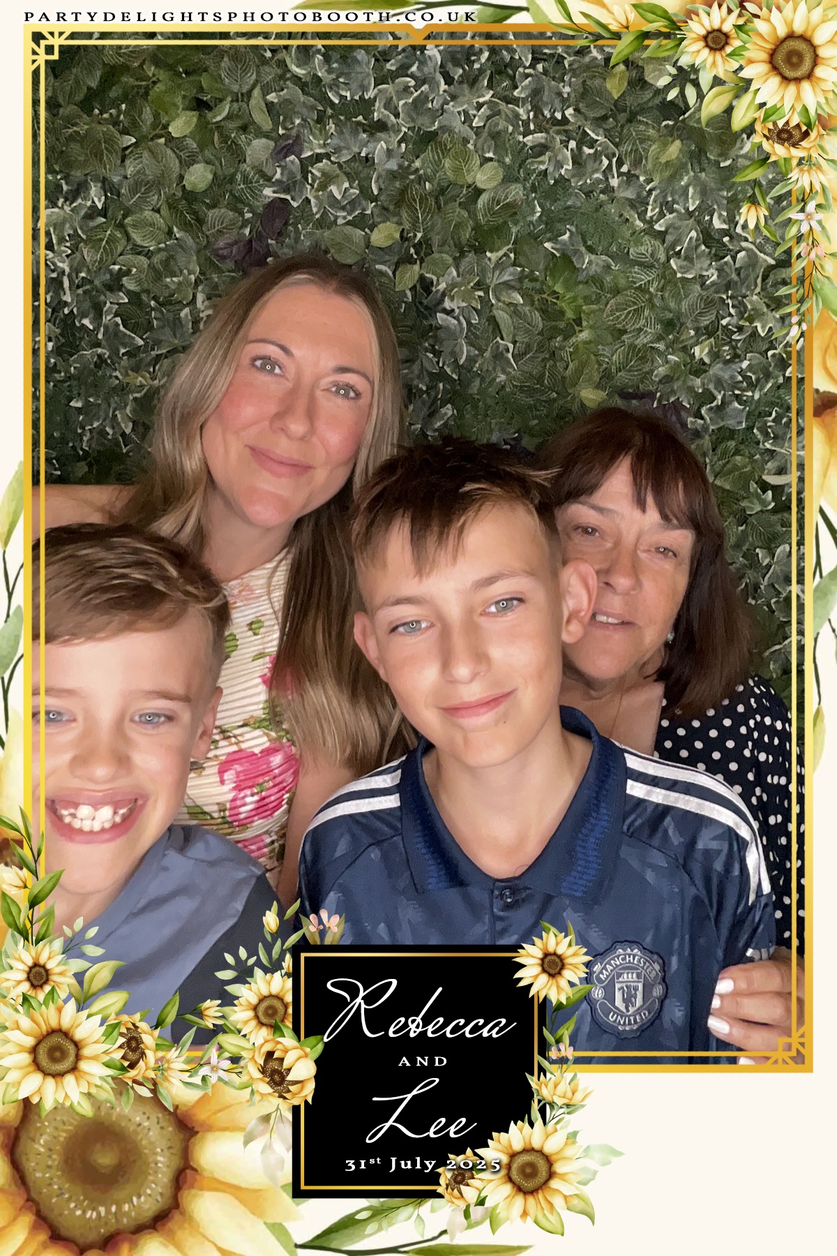 The Churn Wedding | View more photos from the event at gallery.partydelightsphotobooth.co.uk/u/PartyDelightsPhotoBooth/The-Churn-Wedding