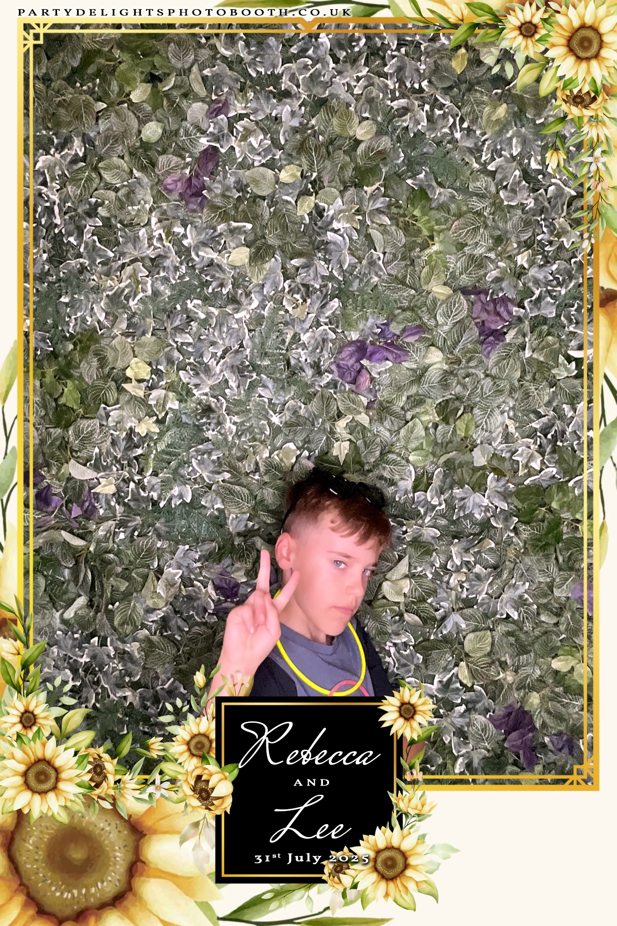 The Churn Wedding | View more photos from the event at gallery.partydelightsphotobooth.co.uk/u/PartyDelightsPhotoBooth/The-Churn-Wedding