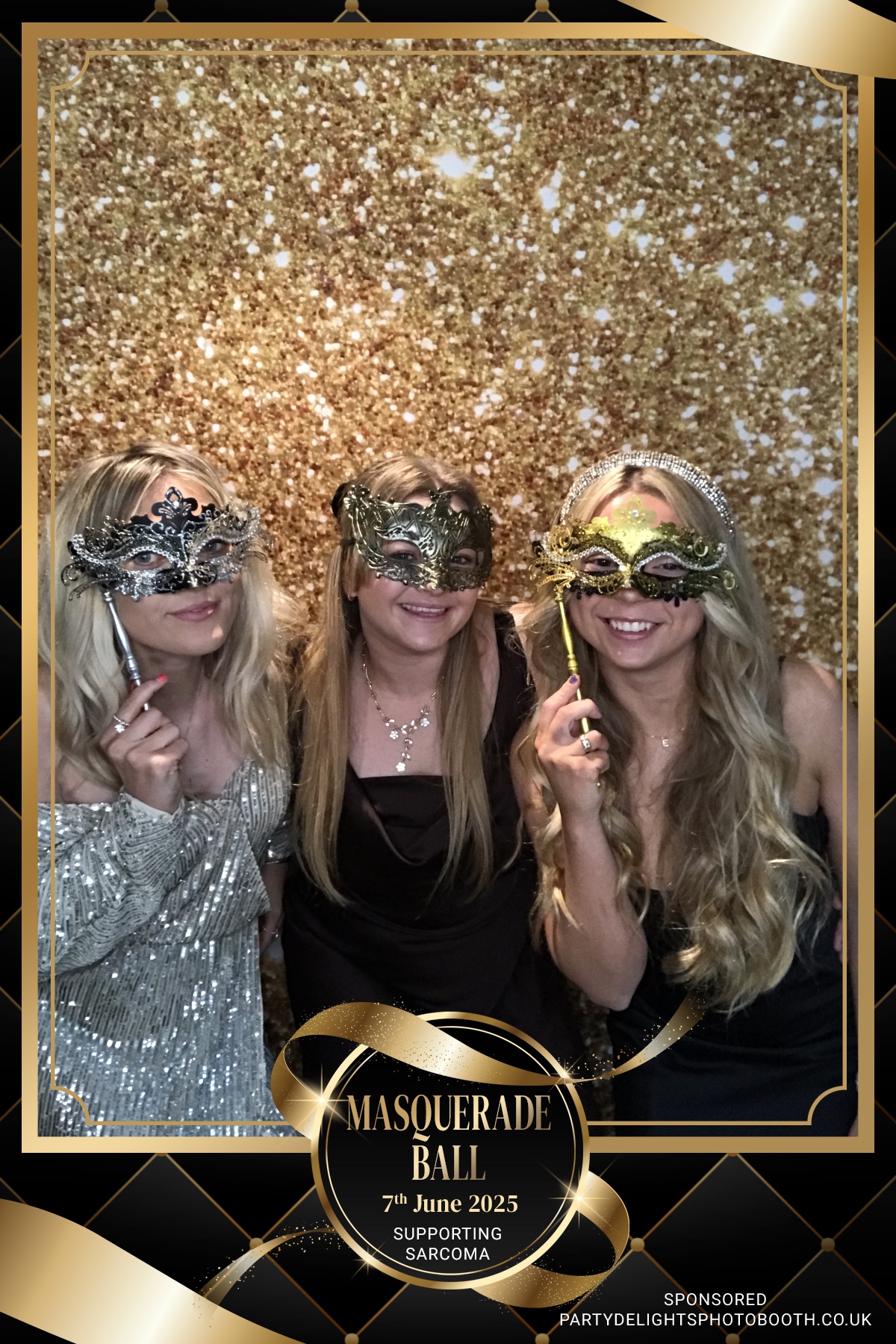 The Mascarade Ball - Sarcoma UK | View more photos from the event at gallery.partydelightsphotobooth.co.uk/u/PartyDelightsPhotoBooth/The-Mascarade-Ball-Sarcoma-UK