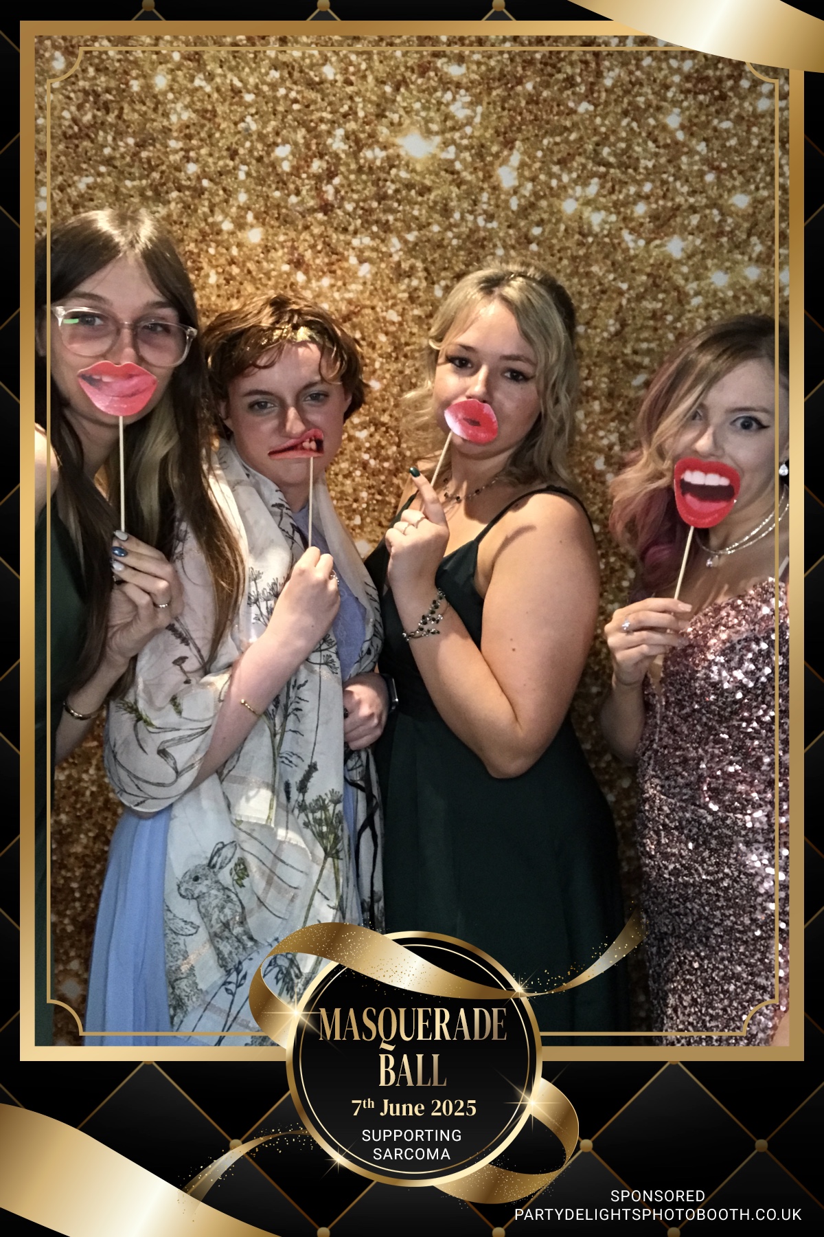 The Mascarade Ball - Sarcoma UK | View more photos from the event at gallery.partydelightsphotobooth.co.uk/u/PartyDelightsPhotoBooth/The-Mascarade-Ball-Sarcoma-UK
