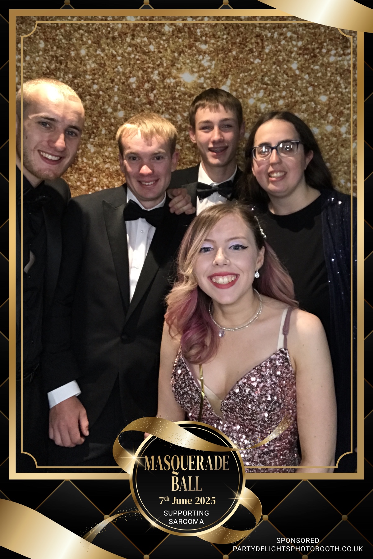 The Mascarade Ball - Sarcoma UK | View more photos from the event at gallery.partydelightsphotobooth.co.uk/u/PartyDelightsPhotoBooth/The-Mascarade-Ball-Sarcoma-UK