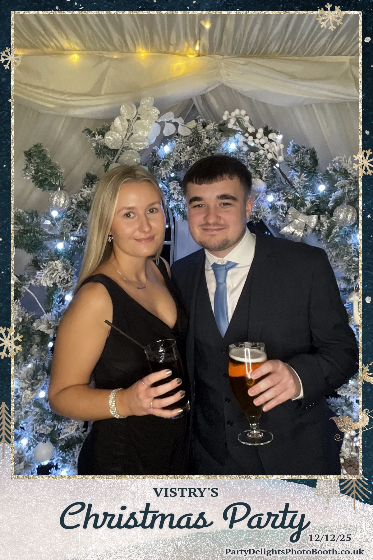Vistry Christmas Party 2025 | View more photos from the event at gallery.partydelightsphotobooth.co.uk/u/PartyDelightsPhotoBooth/Vistry-Christmas-Party-2025