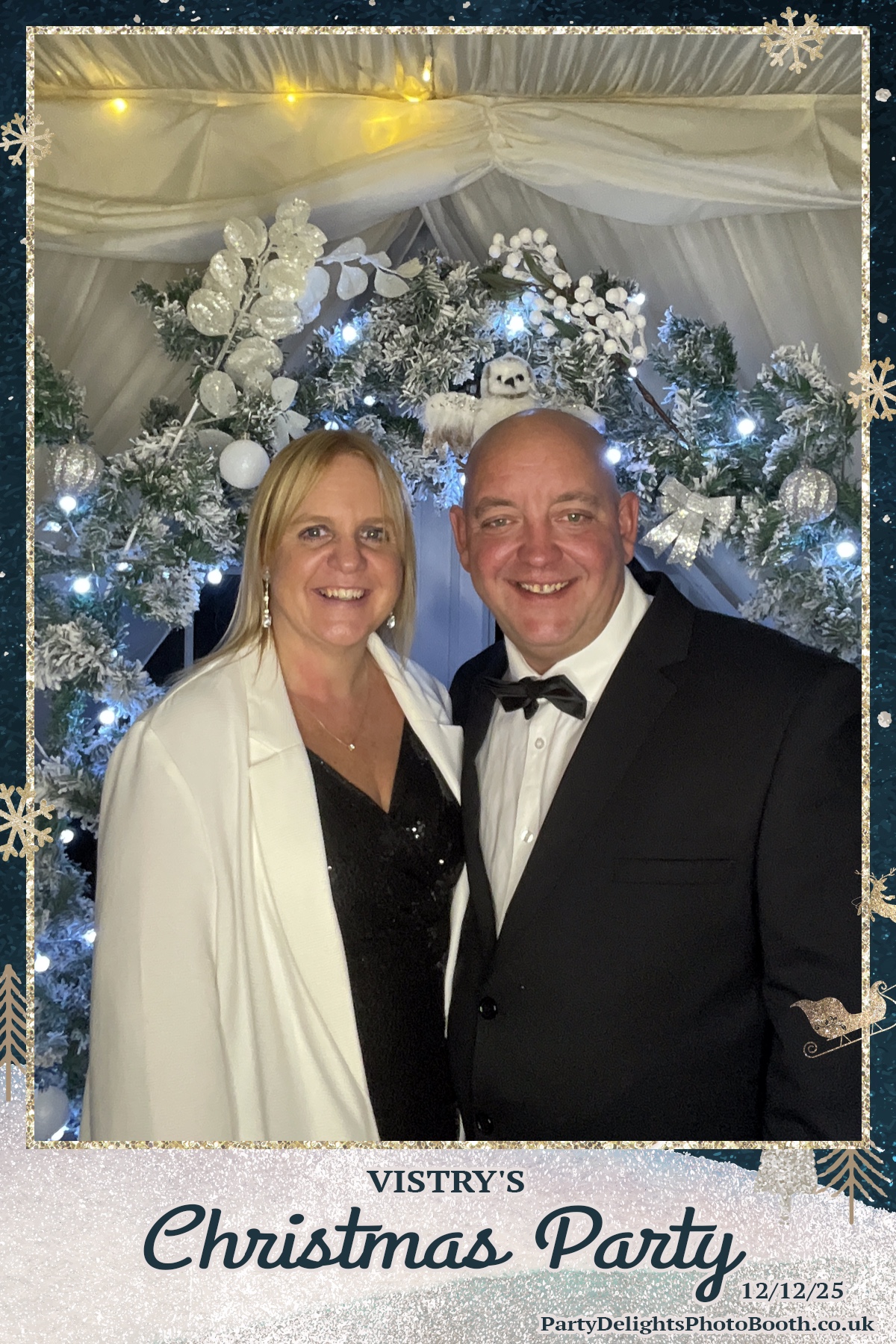 Vistry Christmas Party 2025 | View more photos from the event at gallery.partydelightsphotobooth.co.uk/u/PartyDelightsPhotoBooth/Vistry-Christmas-Party-2025
