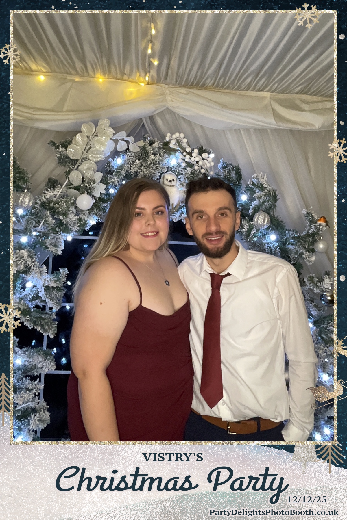 Vistry Christmas Party 2025 | View more photos from the event at gallery.partydelightsphotobooth.co.uk/u/PartyDelightsPhotoBooth/Vistry-Christmas-Party-2025