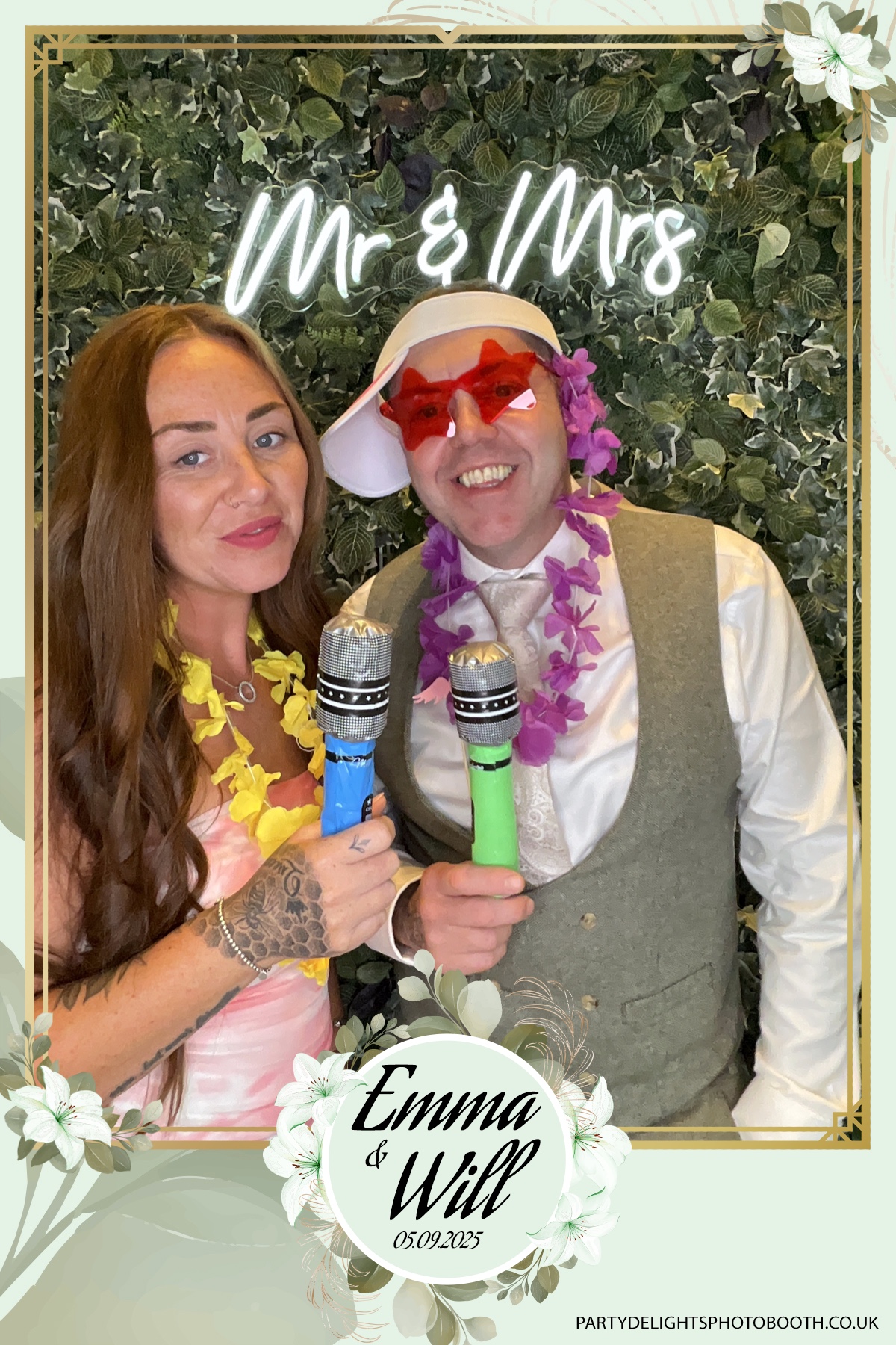 Will & Emma’s Wedding | View more photos from the event at gallery.partydelightsphotobooth.co.uk/u/PartyDelightsPhotoBooth/Will-Emma’s-Wedding