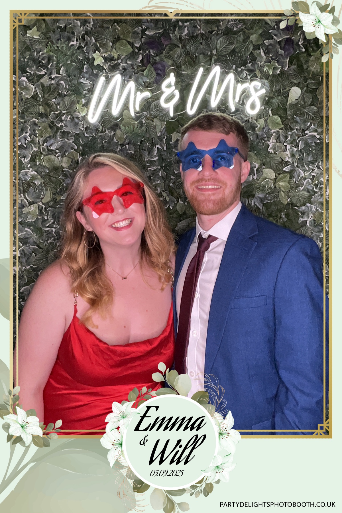 Will & Emma’s Wedding | View more photos from the event at gallery.partydelightsphotobooth.co.uk/u/PartyDelightsPhotoBooth/Will-Emma’s-Wedding