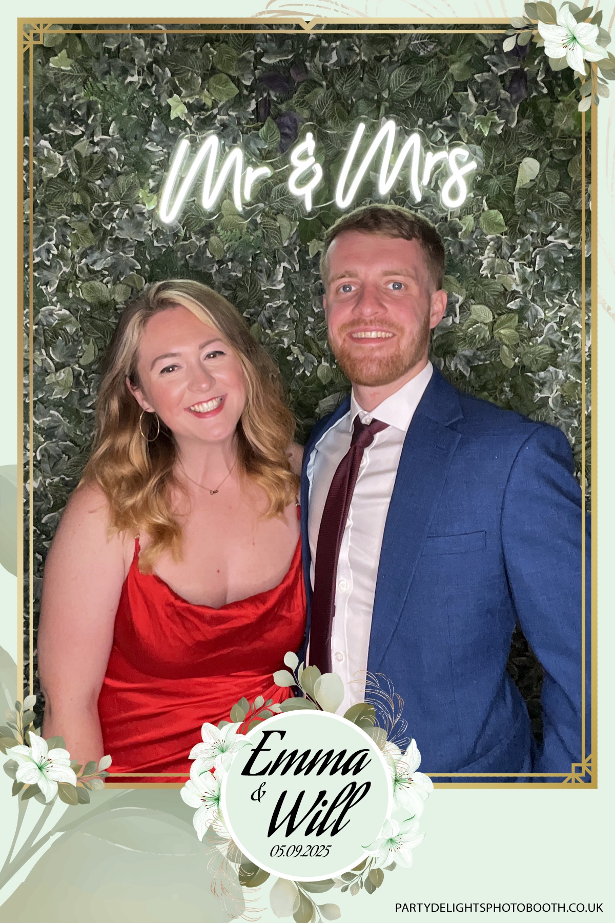 Will & Emma’s Wedding | View more photos from the event at gallery.partydelightsphotobooth.co.uk/u/PartyDelightsPhotoBooth/Will-Emma’s-Wedding