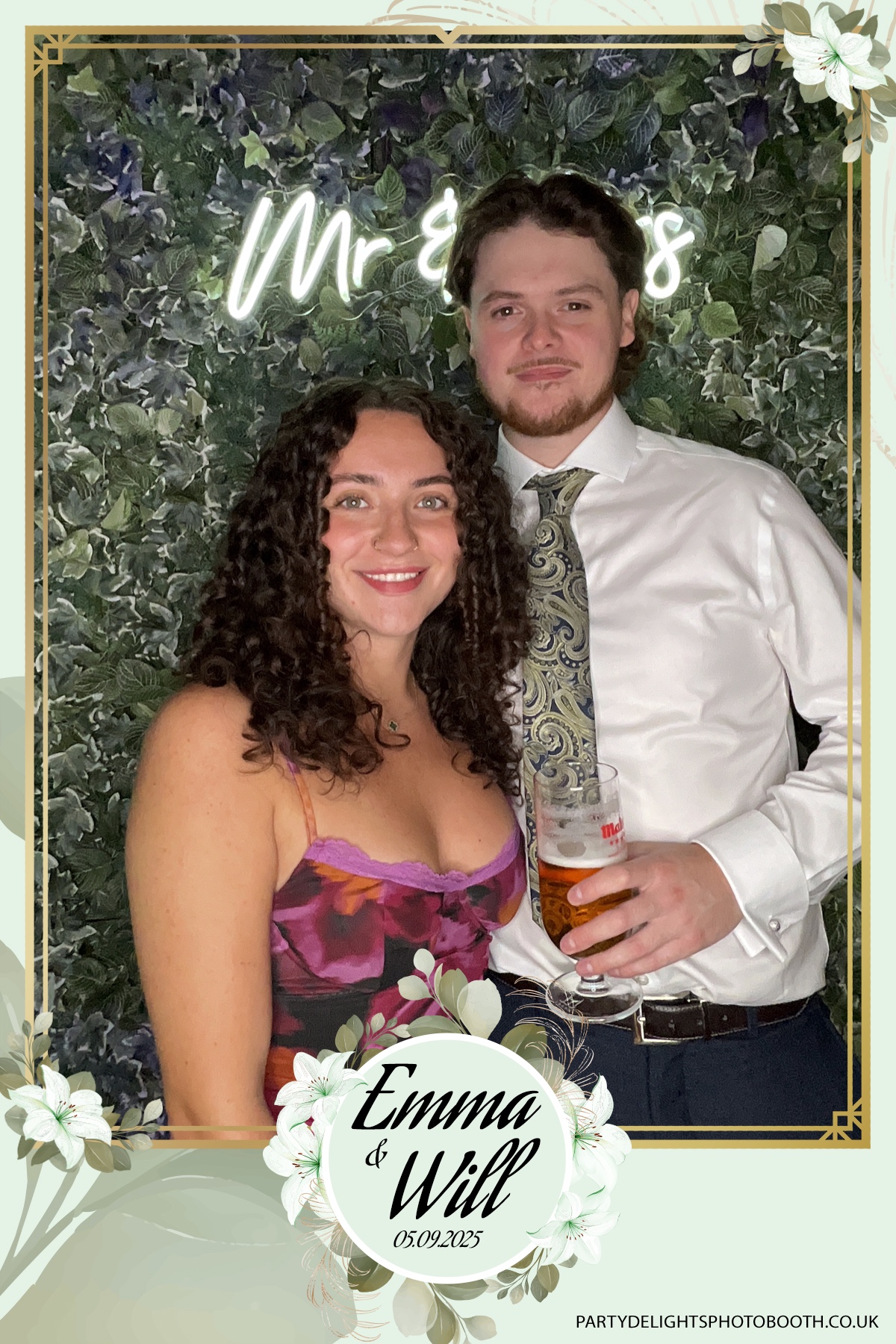 Will & Emma’s Wedding | View more photos from the event at gallery.partydelightsphotobooth.co.uk/u/PartyDelightsPhotoBooth/Will-Emma’s-Wedding