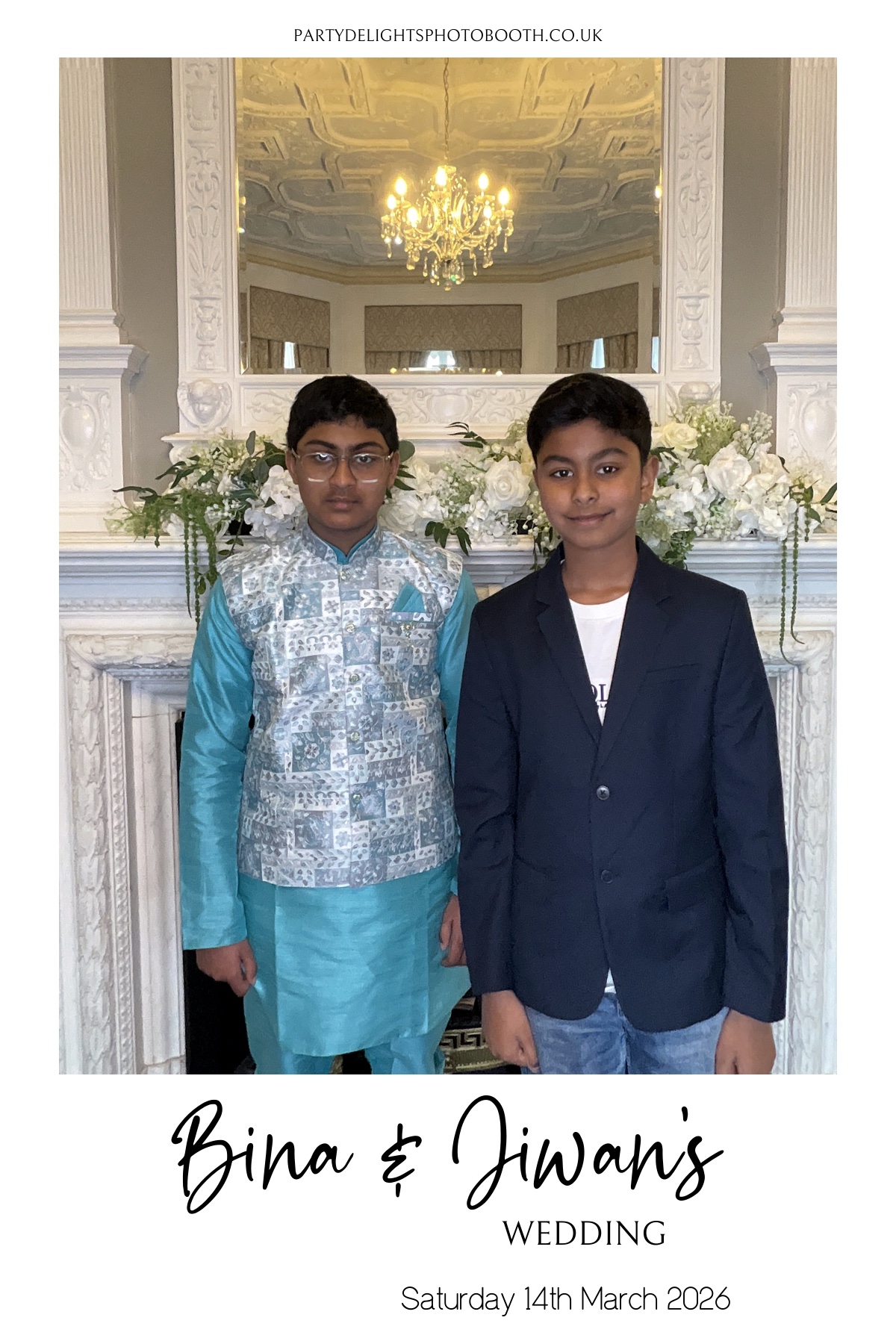 Bina and Jiwan's Wedding | View more photos from the event at gallery.partydelightsphotobooth.co.uk/u/PartyDelightsPhotoBooth/Bina-and-Jiwans-Wedding