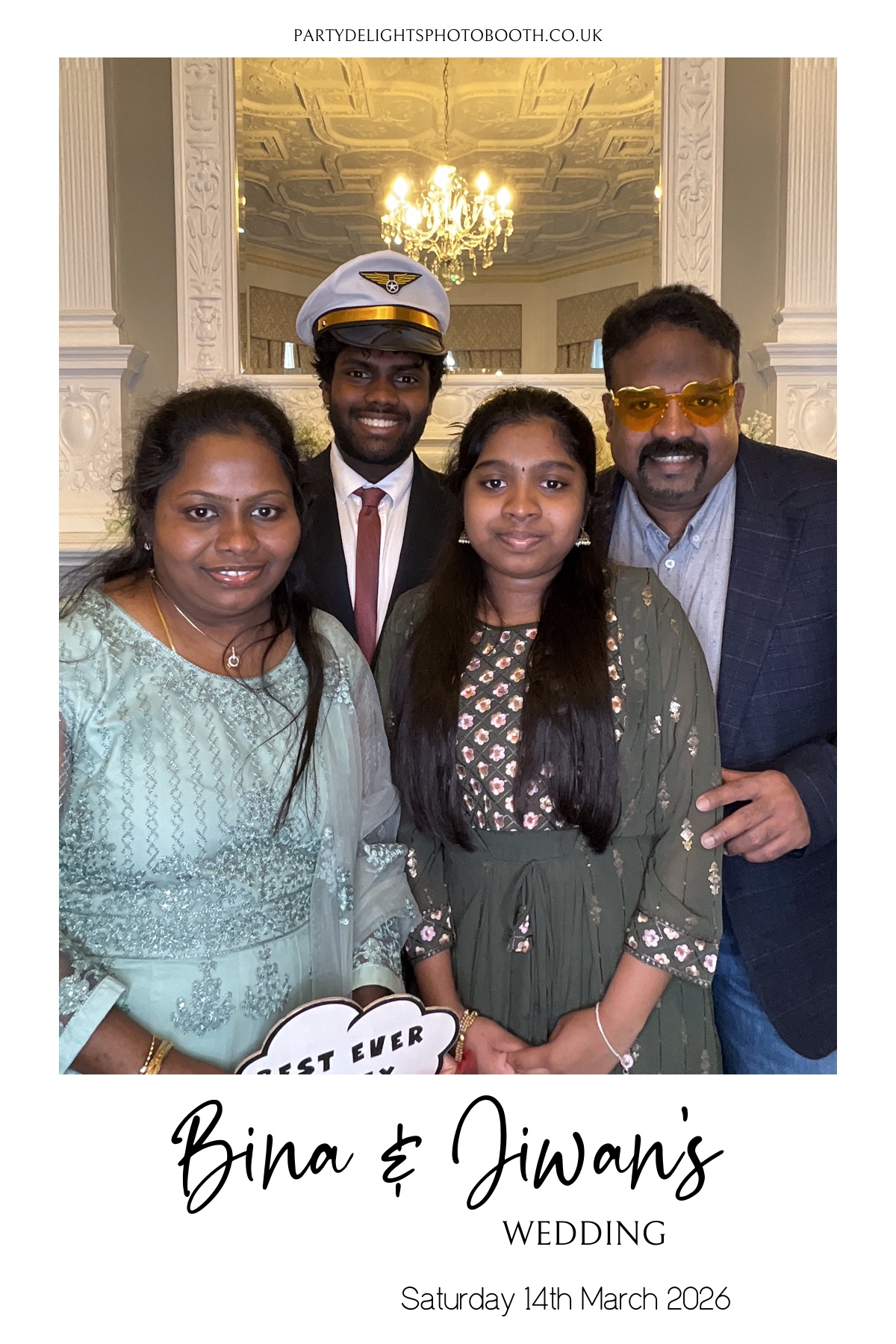 Bina and Jiwan's Wedding | View more photos from the event at gallery.partydelightsphotobooth.co.uk/u/PartyDelightsPhotoBooth/Bina-and-Jiwans-Wedding