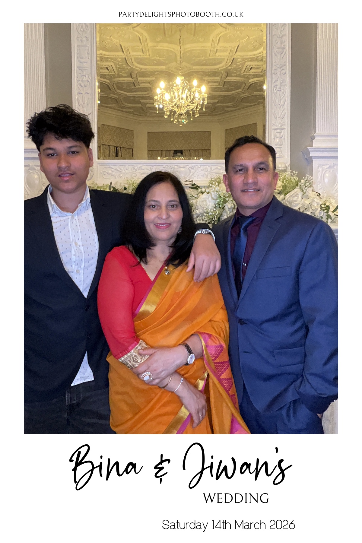 Bina and Jiwan's Wedding | View more photos from the event at gallery.partydelightsphotobooth.co.uk/u/PartyDelightsPhotoBooth/Bina-and-Jiwans-Wedding