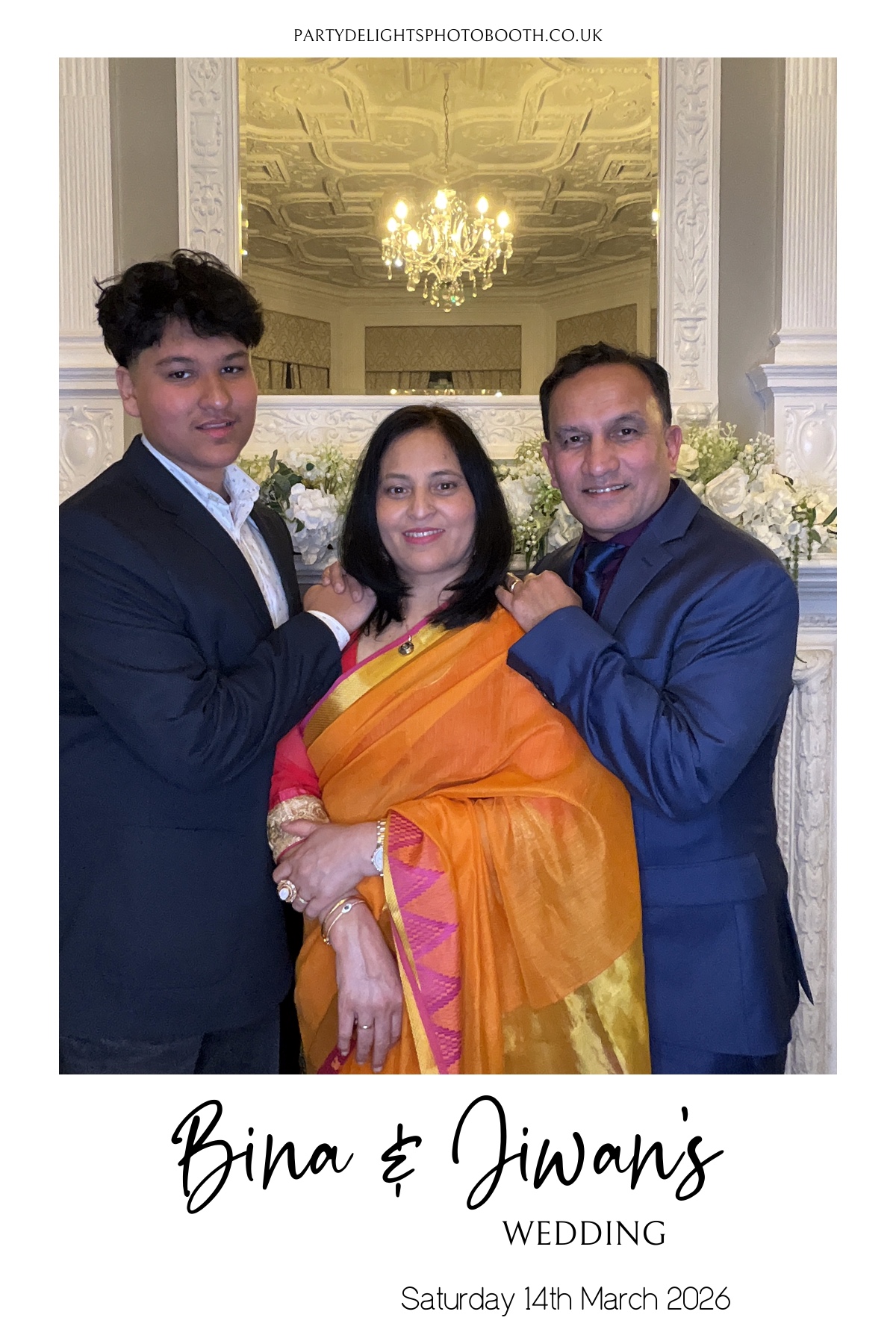 Bina and Jiwan's Wedding | View more photos from the event at gallery.partydelightsphotobooth.co.uk/u/PartyDelightsPhotoBooth/Bina-and-Jiwans-Wedding