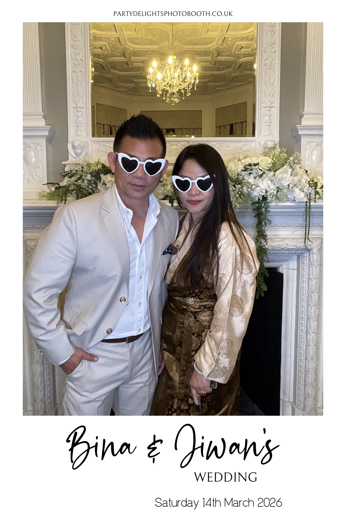 Bina and Jiwan's Wedding | View more photos from the event at gallery.partydelightsphotobooth.co.uk/u/PartyDelightsPhotoBooth/Bina-and-Jiwans-Wedding