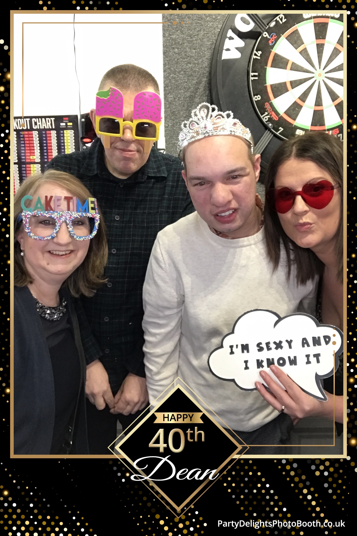 Deans 40th Birthday | View more photos from the event at gallery.partydelightsphotobooth.co.uk/u/PartyDelightsPhotoBooth/Deans-40th-Birthday
