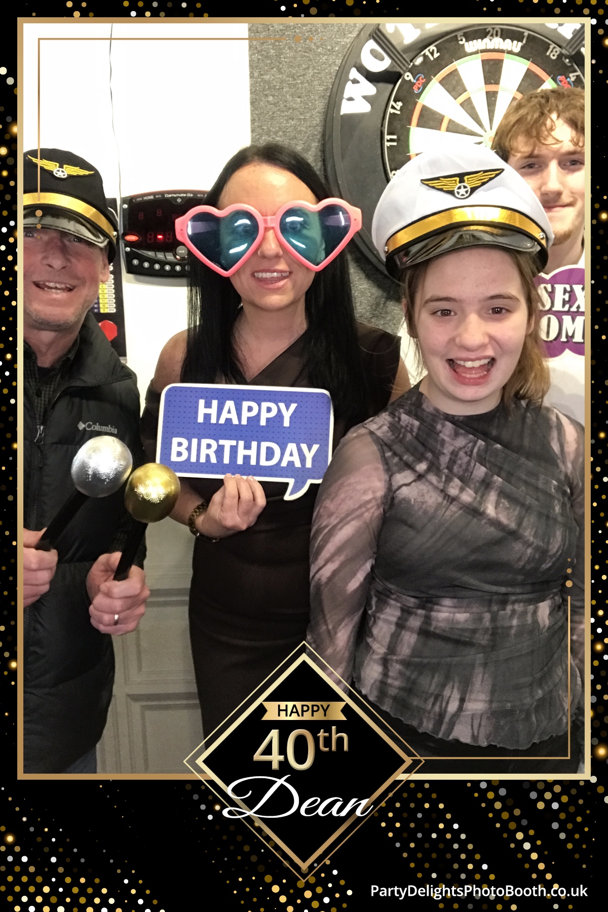 Deans 40th Birthday | View more photos from the event at gallery.partydelightsphotobooth.co.uk/u/PartyDelightsPhotoBooth/Deans-40th-Birthday