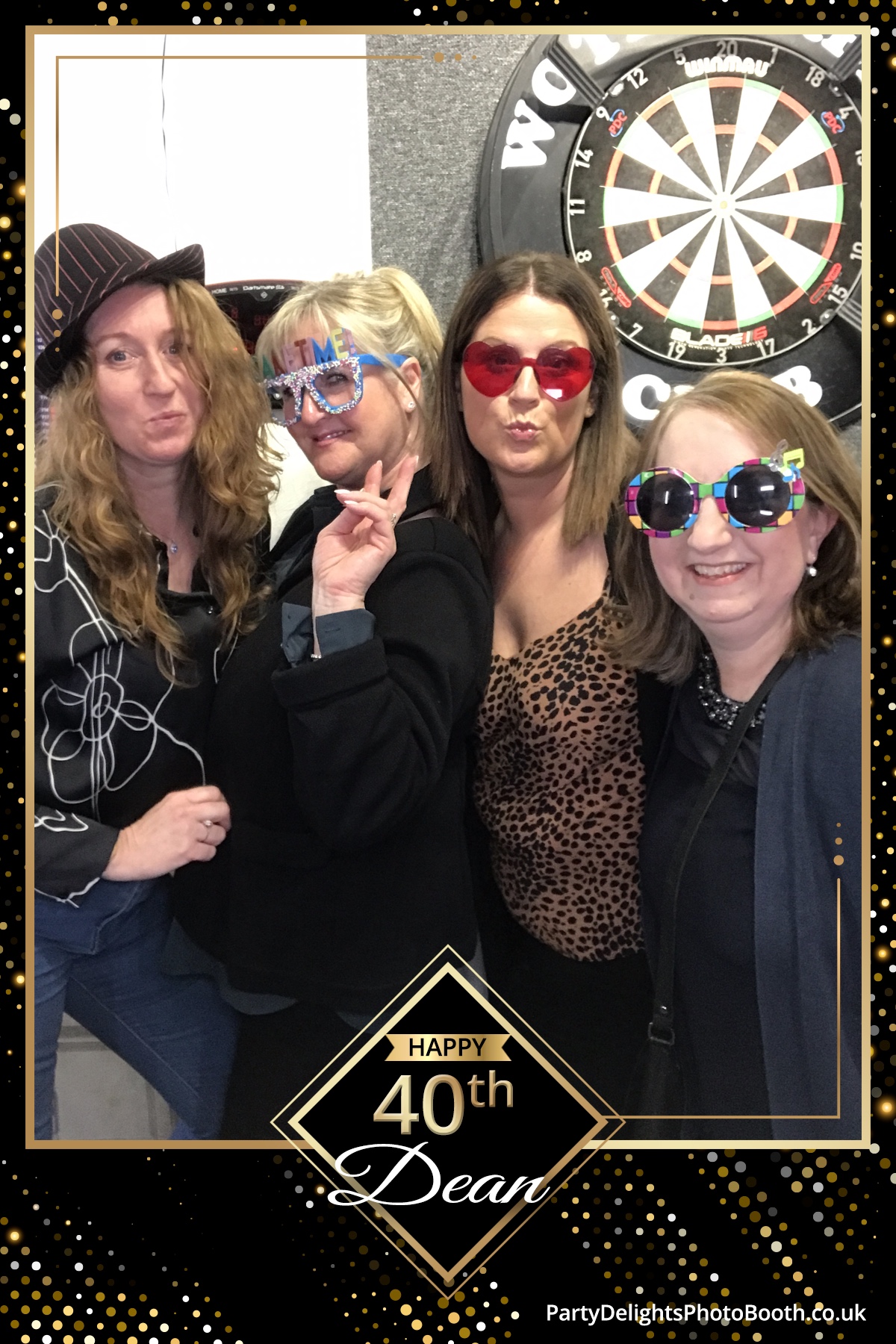 Deans 40th Birthday | View more photos from the event at gallery.partydelightsphotobooth.co.uk/u/PartyDelightsPhotoBooth/Deans-40th-Birthday