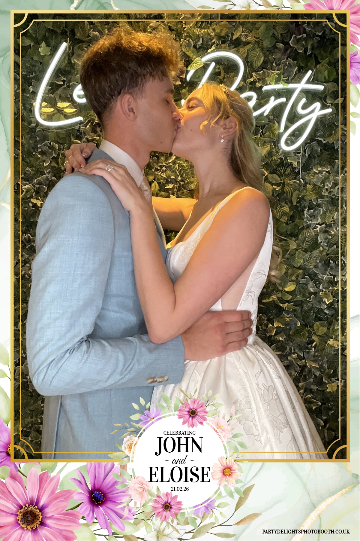 John and Eloise’s reception | View more photos from the event at gallery.partydelightsphotobooth.co.uk/u/PartyDelightsPhotoBooth/John-and-Eloise’s-reception